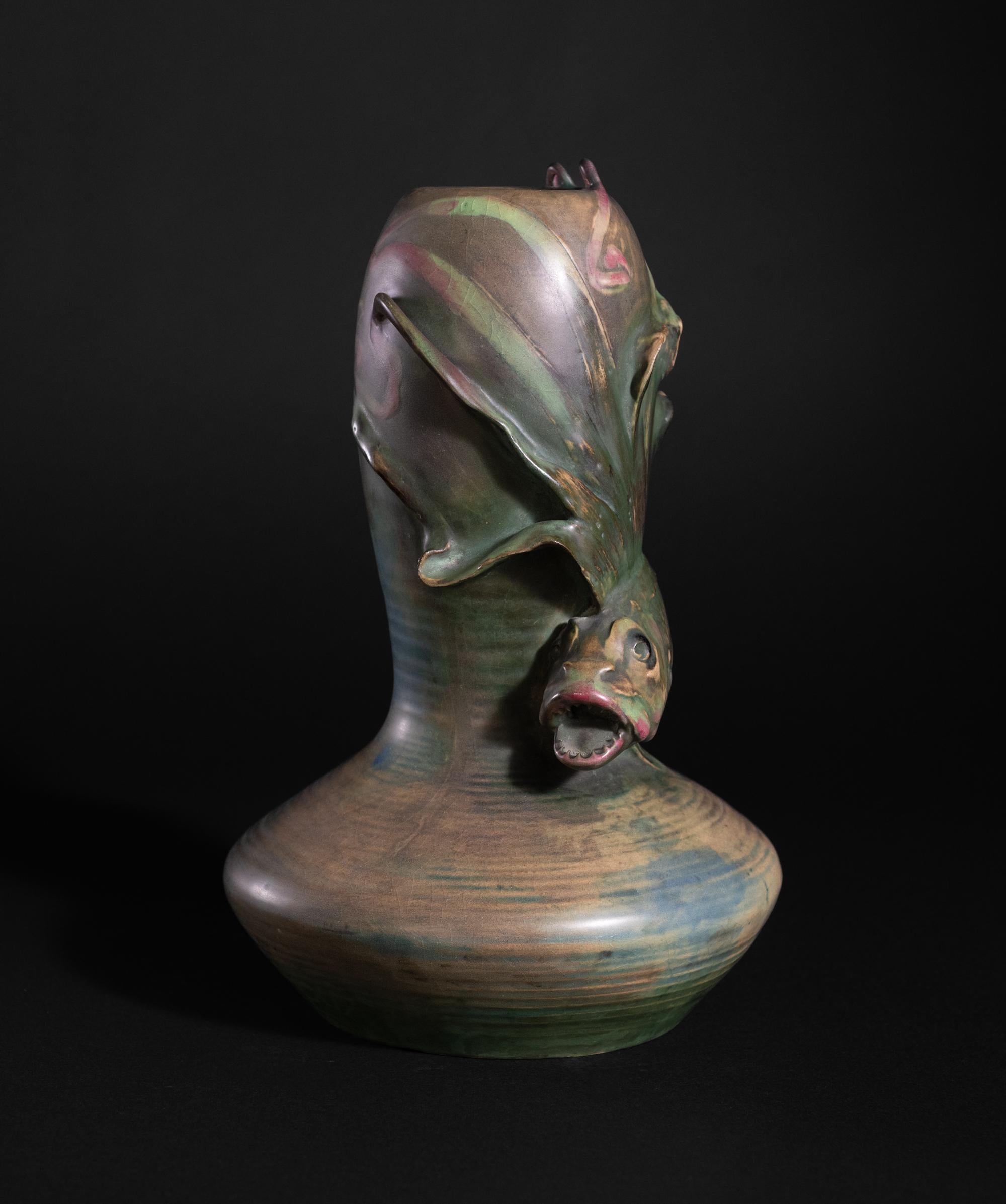 Art Nouveau Vase with Exotic Fish by Eduard Stellmacher for RStK Amphora In Excellent Condition For Sale In Chicago, US