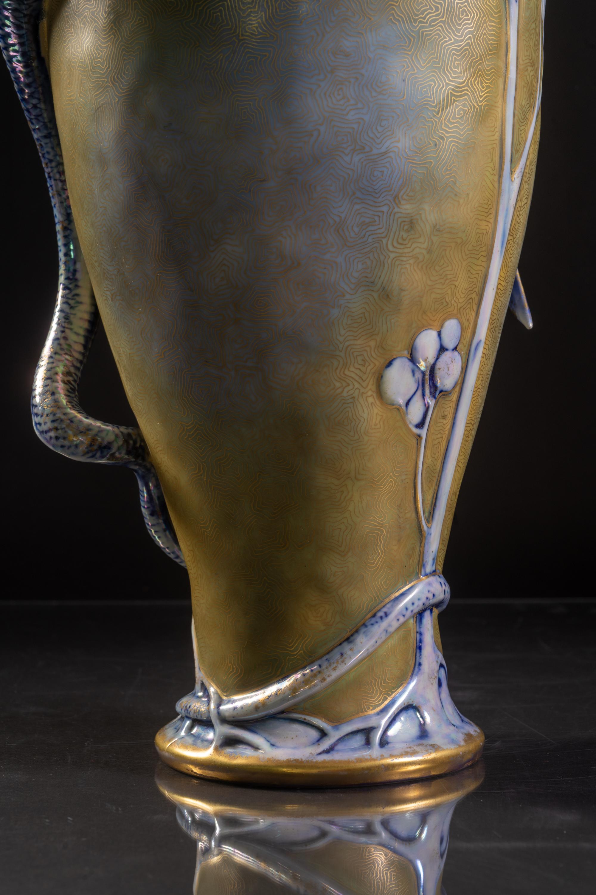 Vaso Art Nouveau con drago infuocato di Stellmacher & Dachsel per RStK Amphora in vendita 11