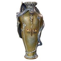 Jugendstilvase mit Fiery Dragon von Stellmacher & Dachsel für RStK Amphora, Jugendstil