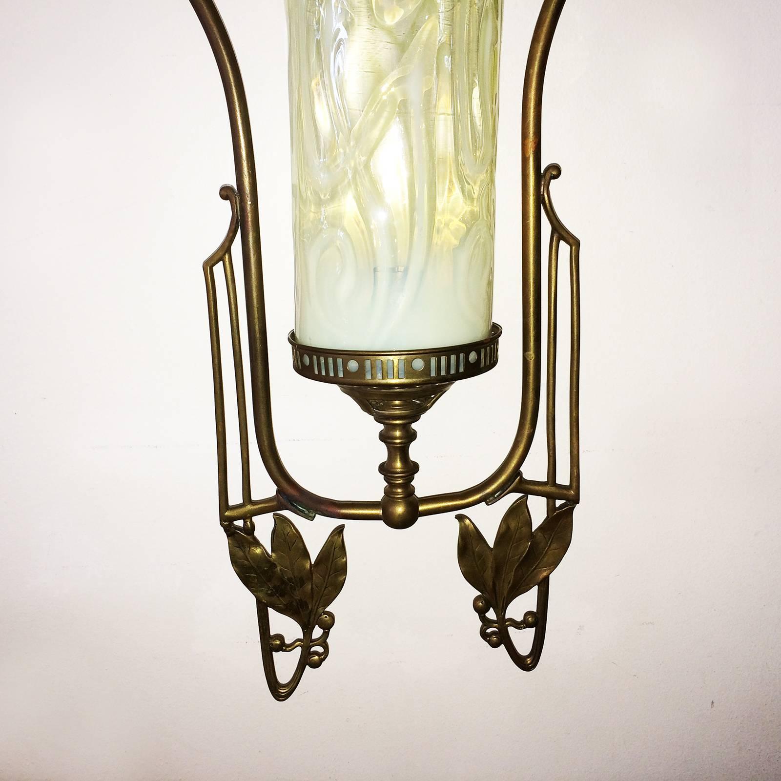 Early 20th Century Art Nouveau Vaseline Glass Floral Ceiling Hanging Light Lamp