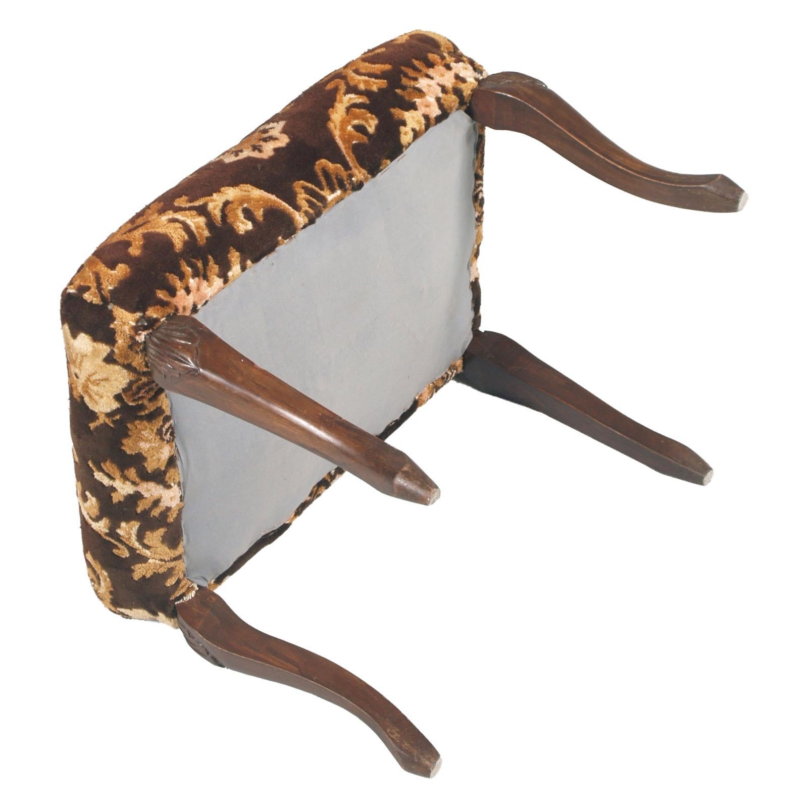 Art Nouveau Venetian Bedroom Chairs & Footrest With precious Fortuny Upholstery For Sale 7