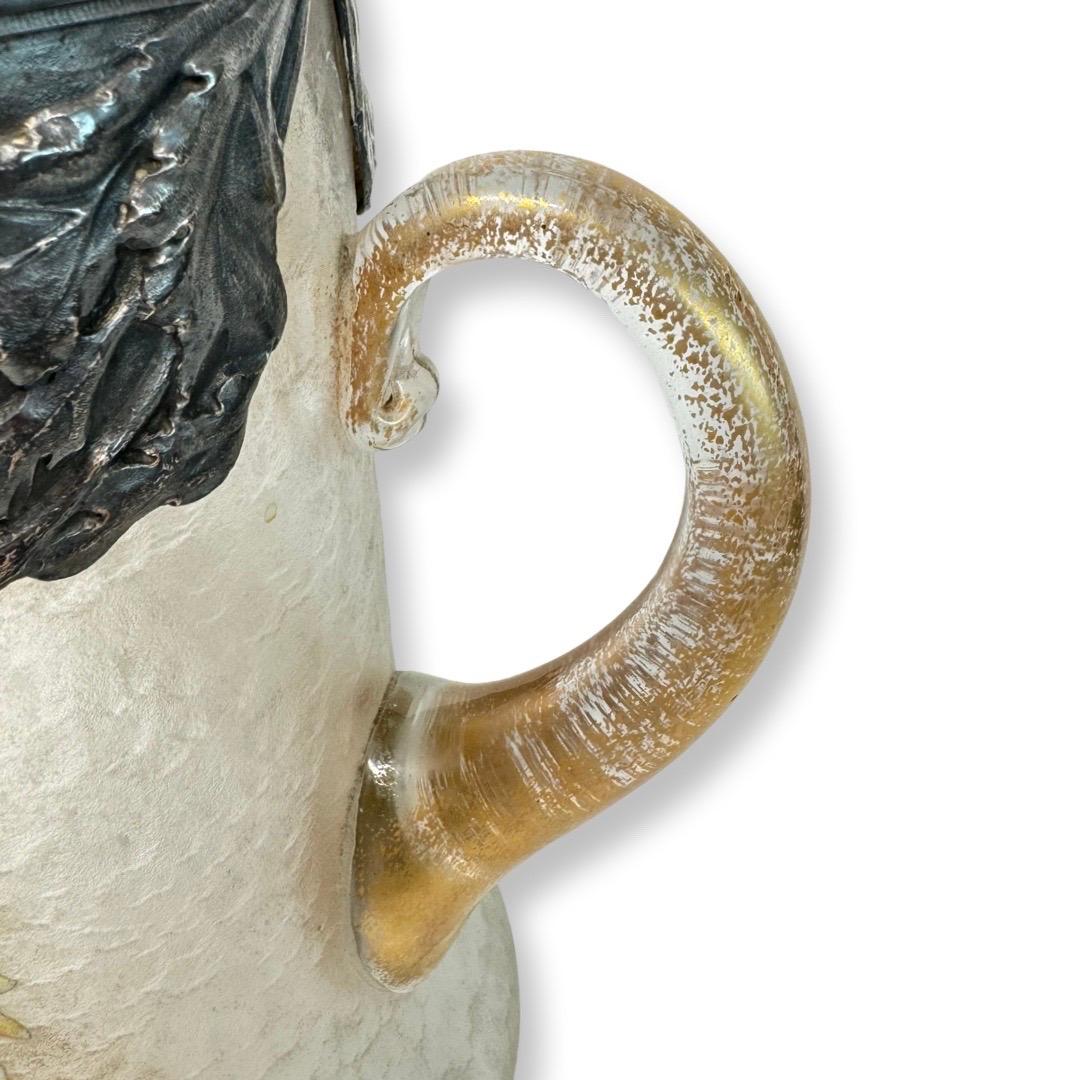 Jarra Art Nouveau Victor Saglier de vidrio esmerilado y baño de plata, S. XIX siglo XIX en venta