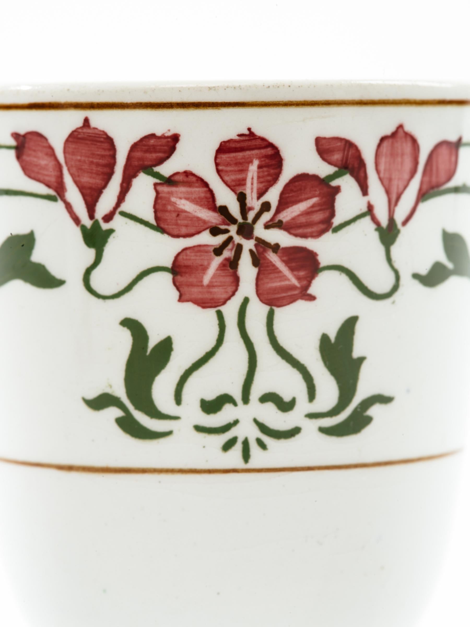 Allemand Tasses à œuf Art Nouveau Villeroy and Boch Saxony en porcelaine coquelicot en vente
