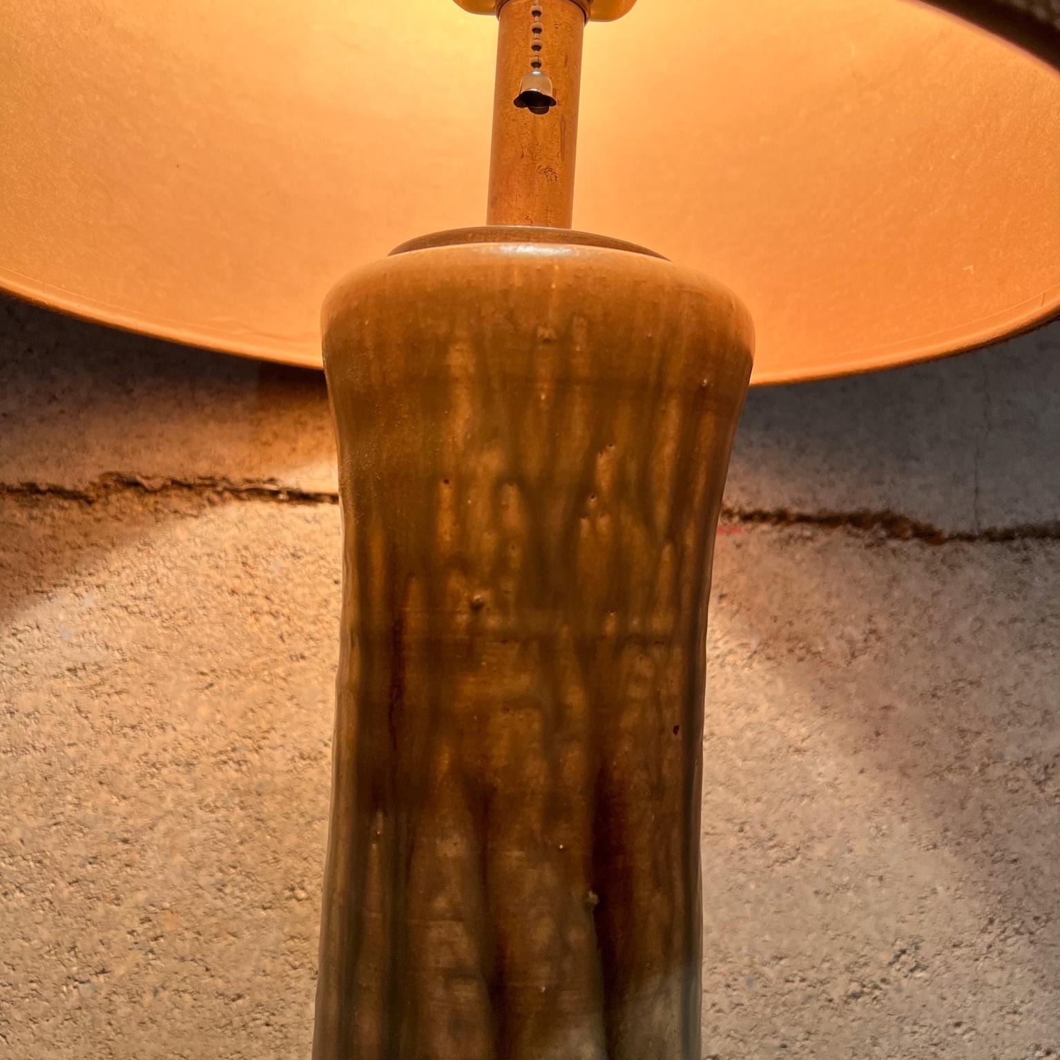 Ceramica Lampada da tavolo in ceramica d'epoca Art of Vintage in vendita