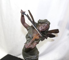 Escultura Art Nouveau Vintage , Niña con violín , según A. Moreau