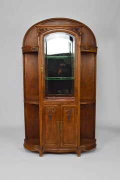 Art Nouveau Vitrine/Cabinet in Carved Oak, Vine Themed, France, circa 1905