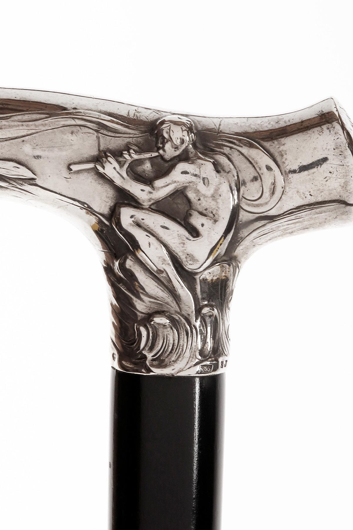 20ième siècle Peuvent Art nouveau représentant le dieu Pan et la nymphe Echo, Suède 1900. en vente