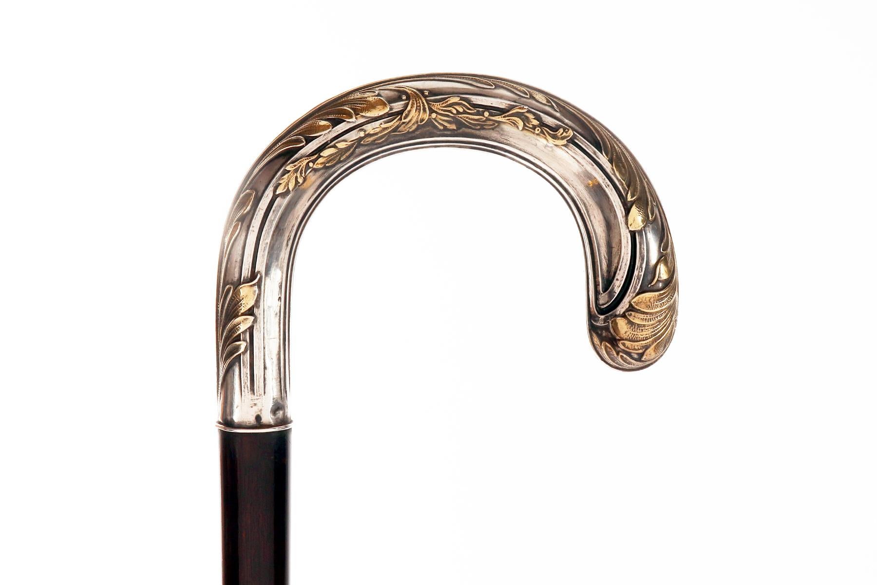 XX secolo Bastone da passeggio Art Nouveau, pomello in argento con foglie, Francia 1900. in vendita