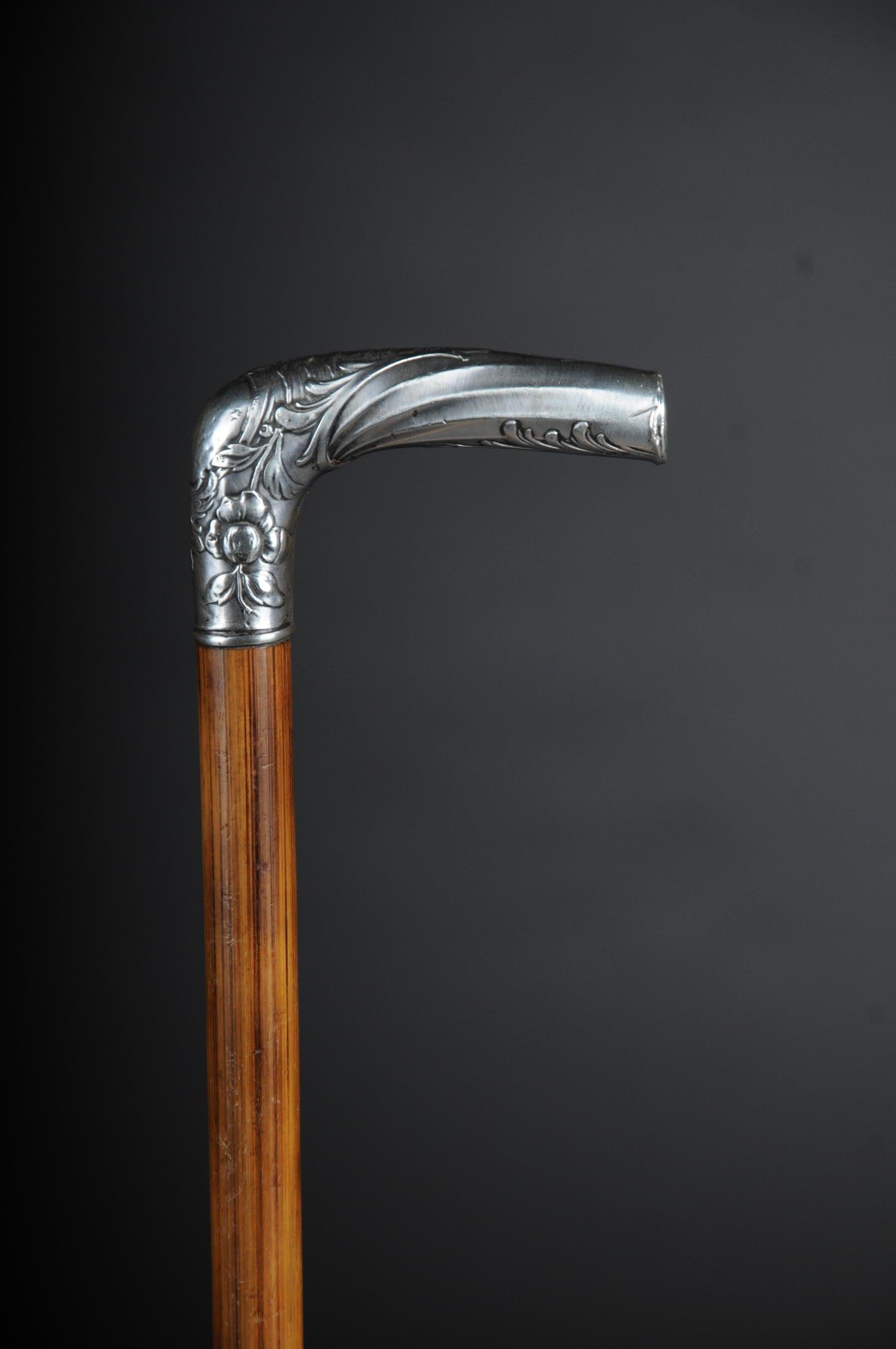 Art Nouveau walking stick silver handle around 1910
floral silver handle in 800 silver
(V-218).