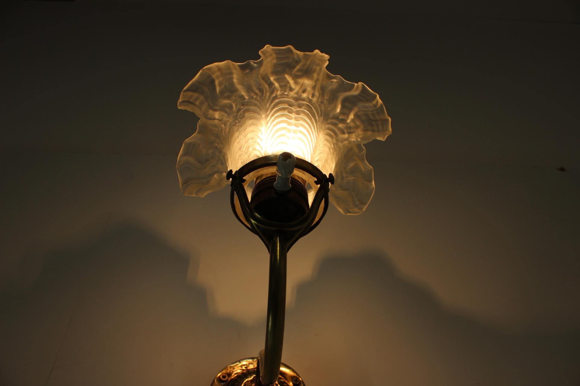 Art Nouveau Wall Lamp, circa 1900 For Sale 5