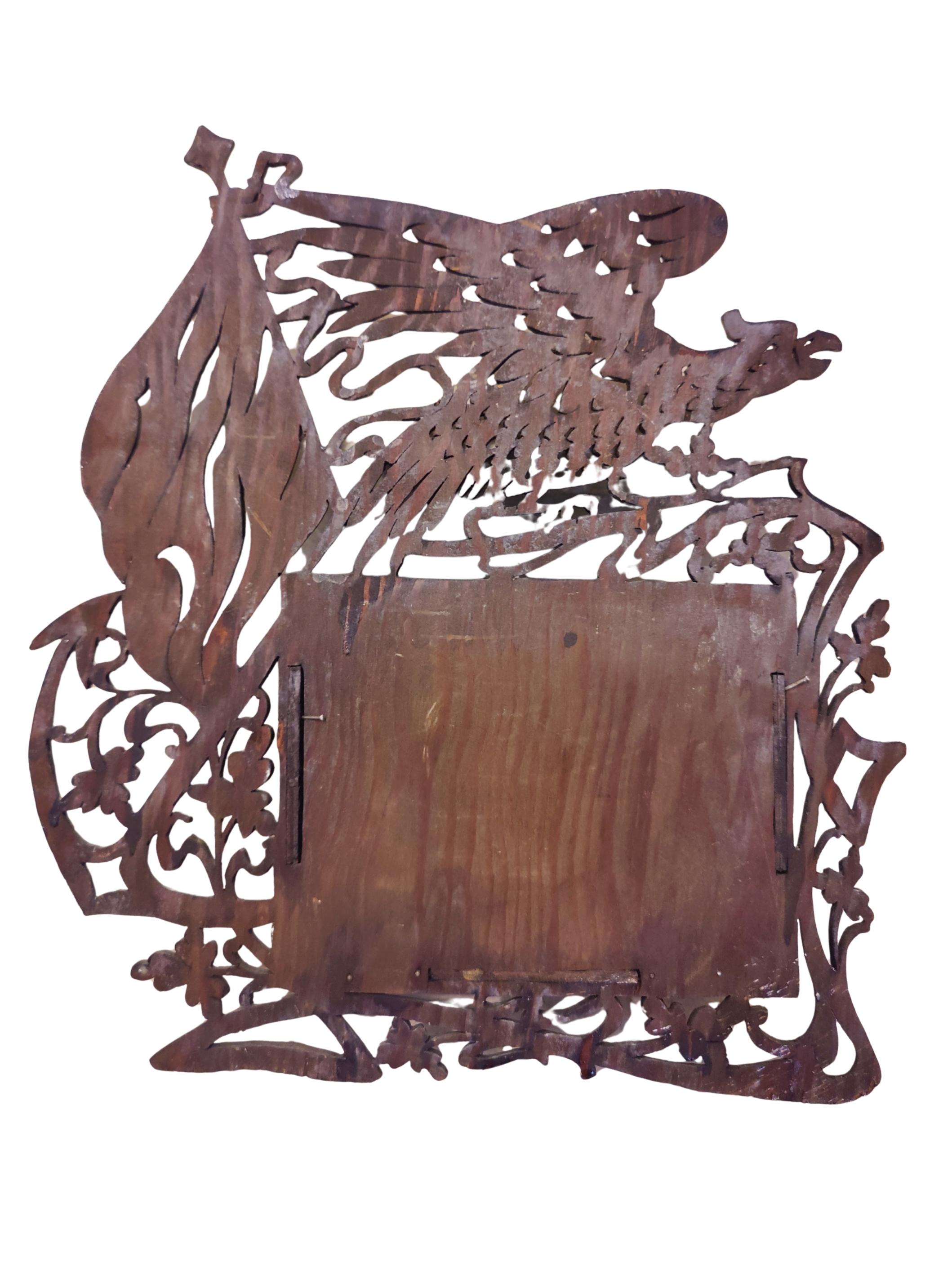 Art Nouveau Wall Letter Holder in Carved Pine with Eagle Motif, circa 1900 For Sale 3