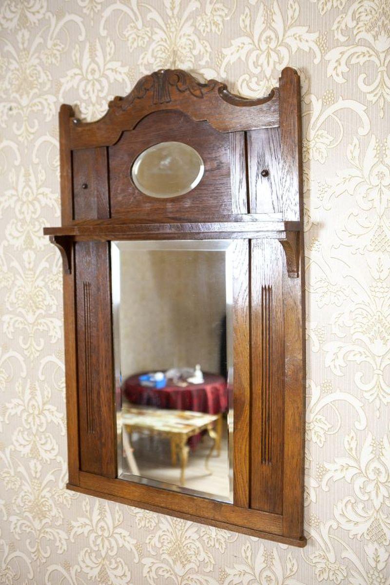 Art nouveau Miroir mural Art Nouveau dans un cadre en chêne, début du 20e siècle en vente
