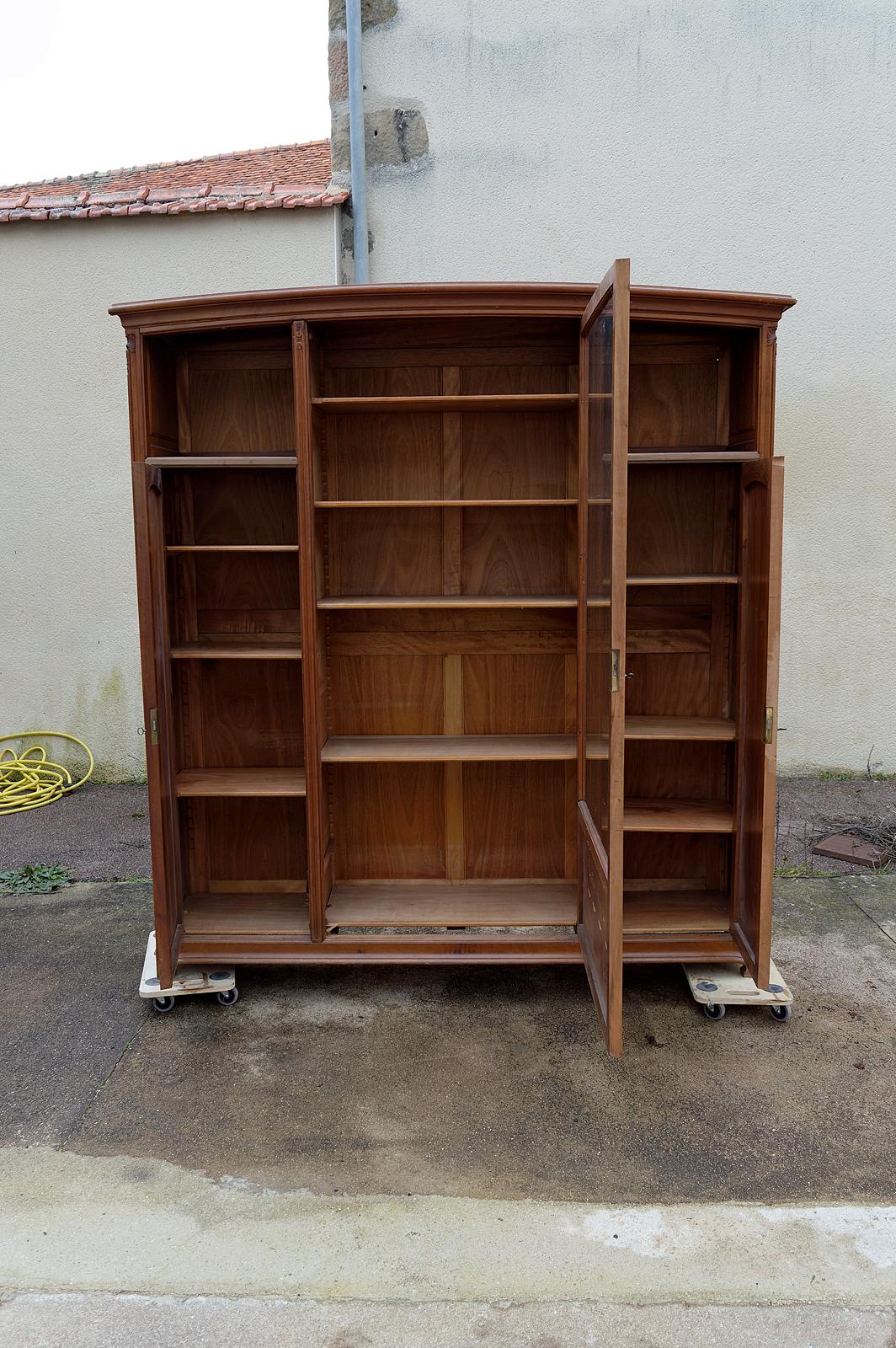 Glass Art Nouveau walnut bookcase / display cabinet, circa 1910 For Sale