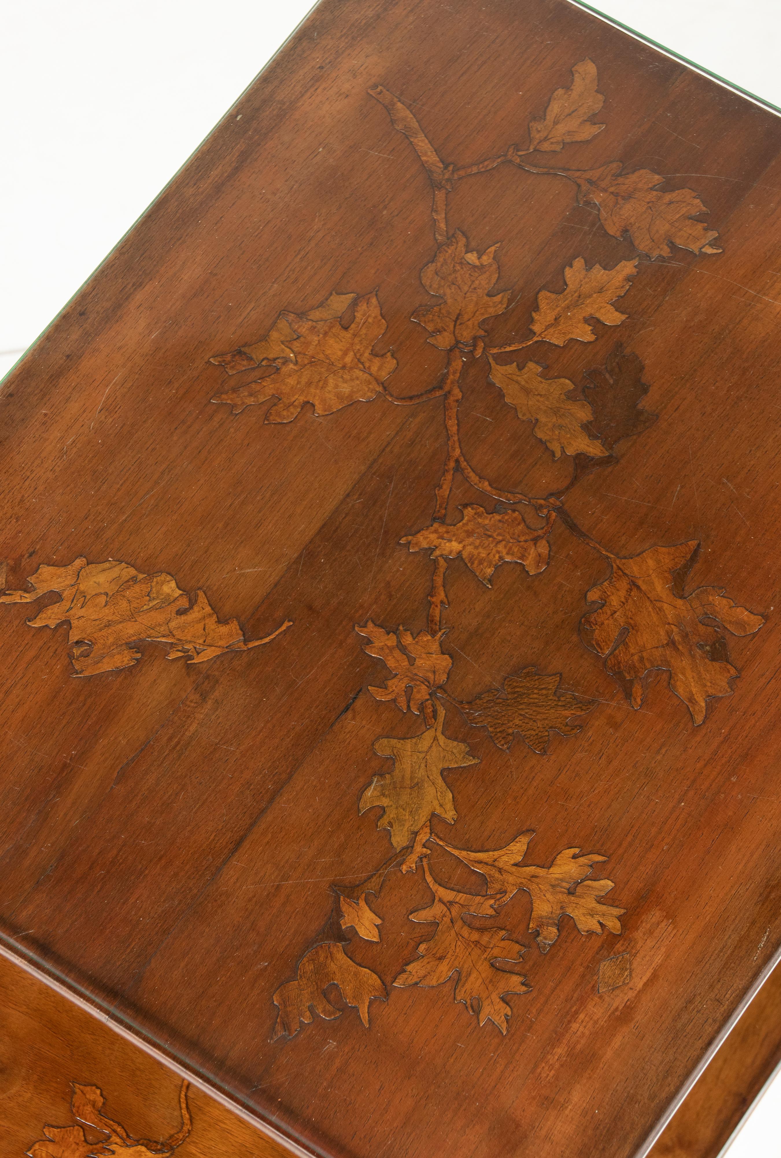 Art Nouveau Walnut Gallé Style Floral Marquetry Tray Server Table 11
