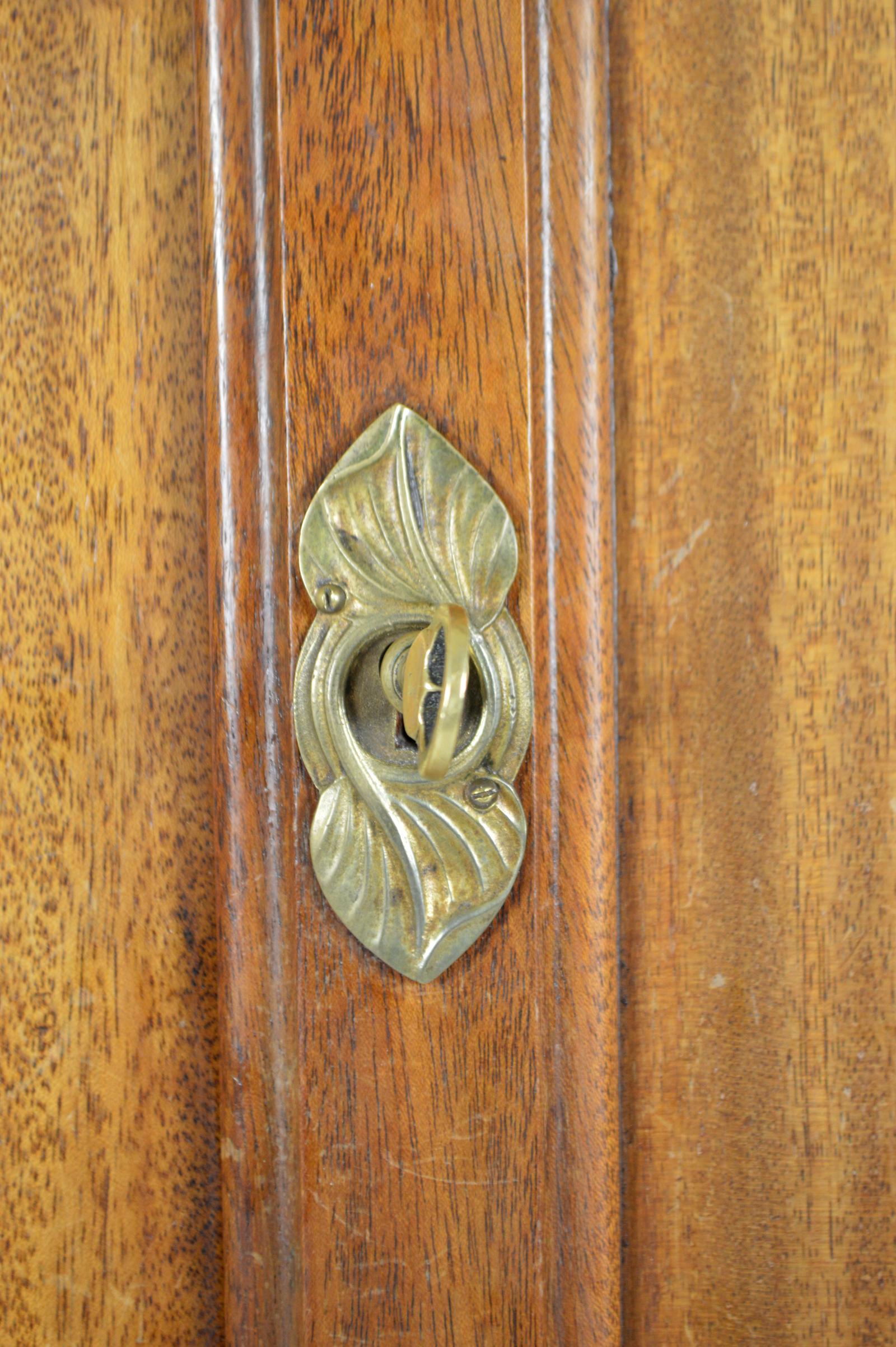Art Nouveau Wardrobe by Mathieu Gallerey in Mahogany, Clematis model, circa 1920 For Sale 5