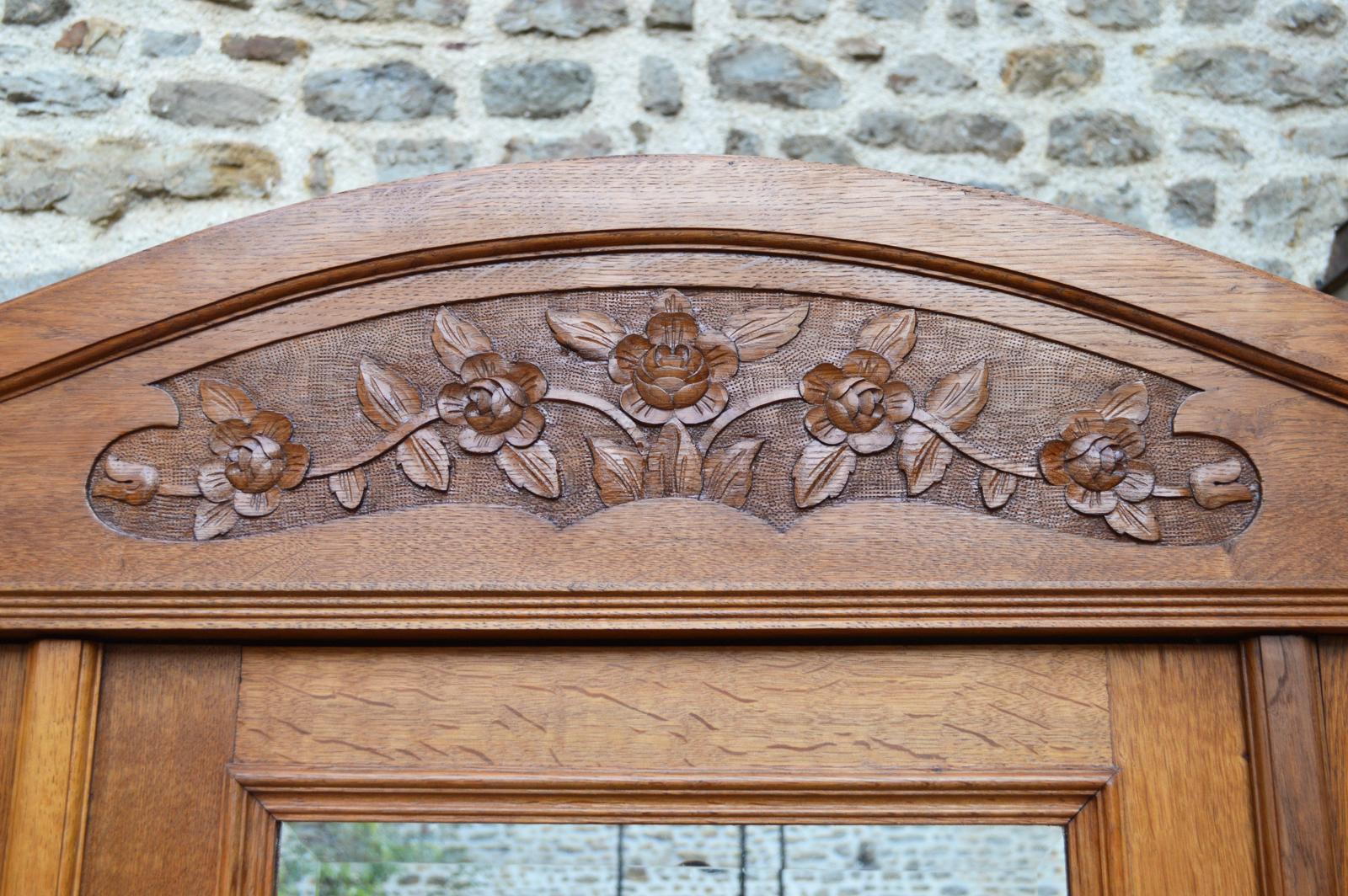 Early 20th Century Art Nouveau Wardrobe with Mirror, in Carved Oak, France, circa 1910