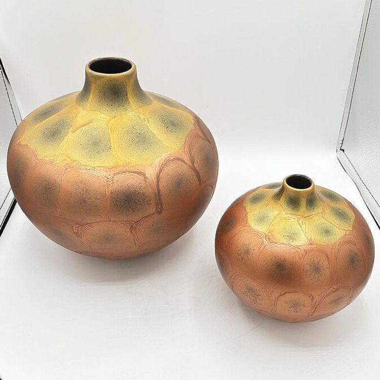 Vaso in stile Art Nouveau Weller in ambra iridescente e oro cotto al raku, coppia in vendita 9