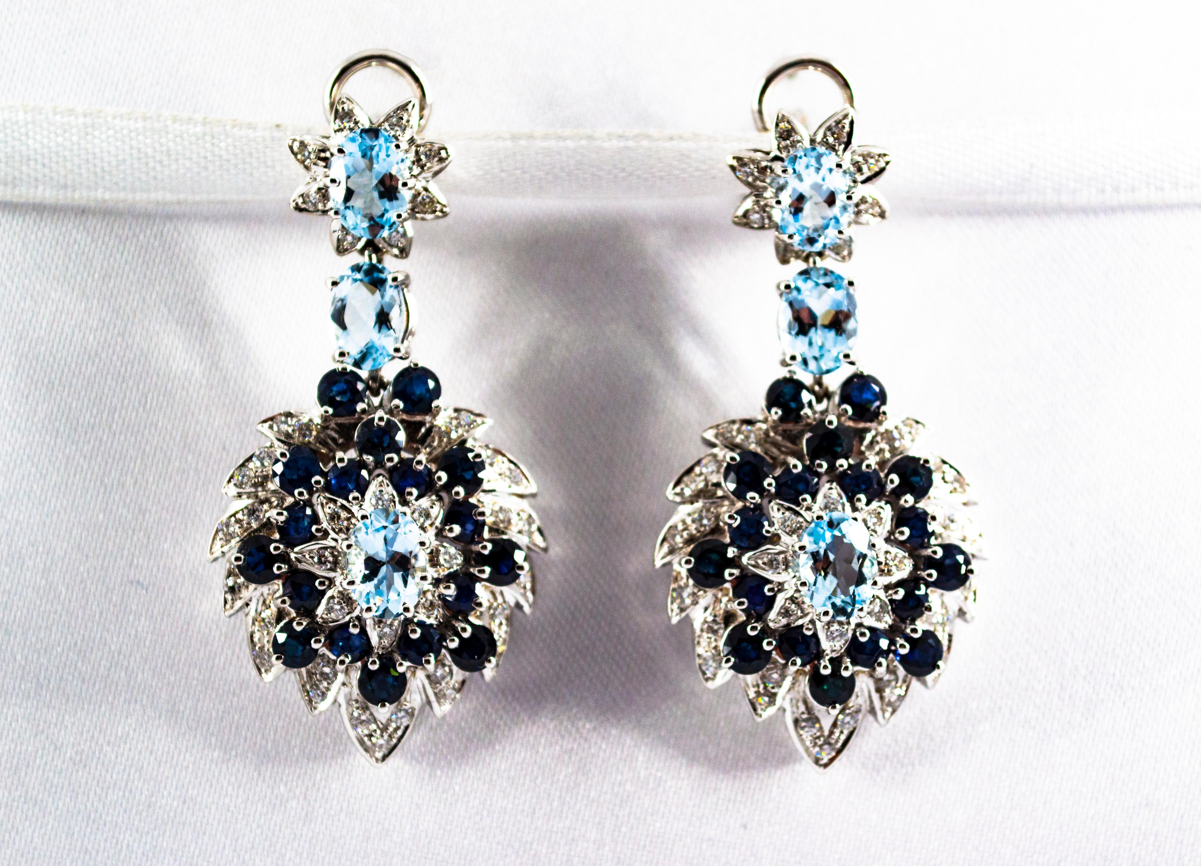 Clips d'oreilles Art Nouveau en or blanc, diamants blancs, saphirs bleus et aigue-marines Neuf - En vente à Naples, IT