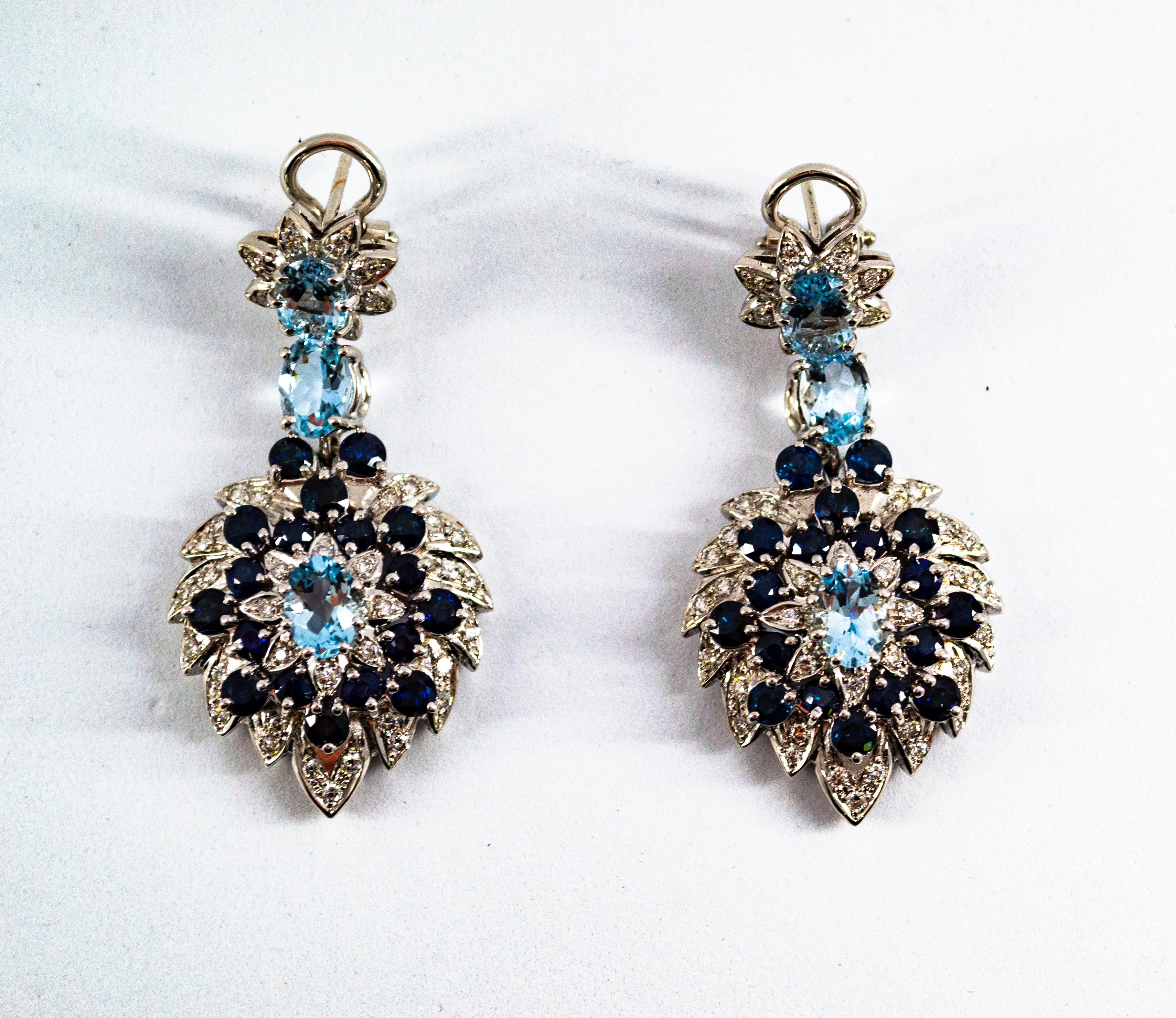 Clips d'oreilles Art Nouveau en or blanc, diamants blancs, saphirs bleus et aigue-marines en vente 2