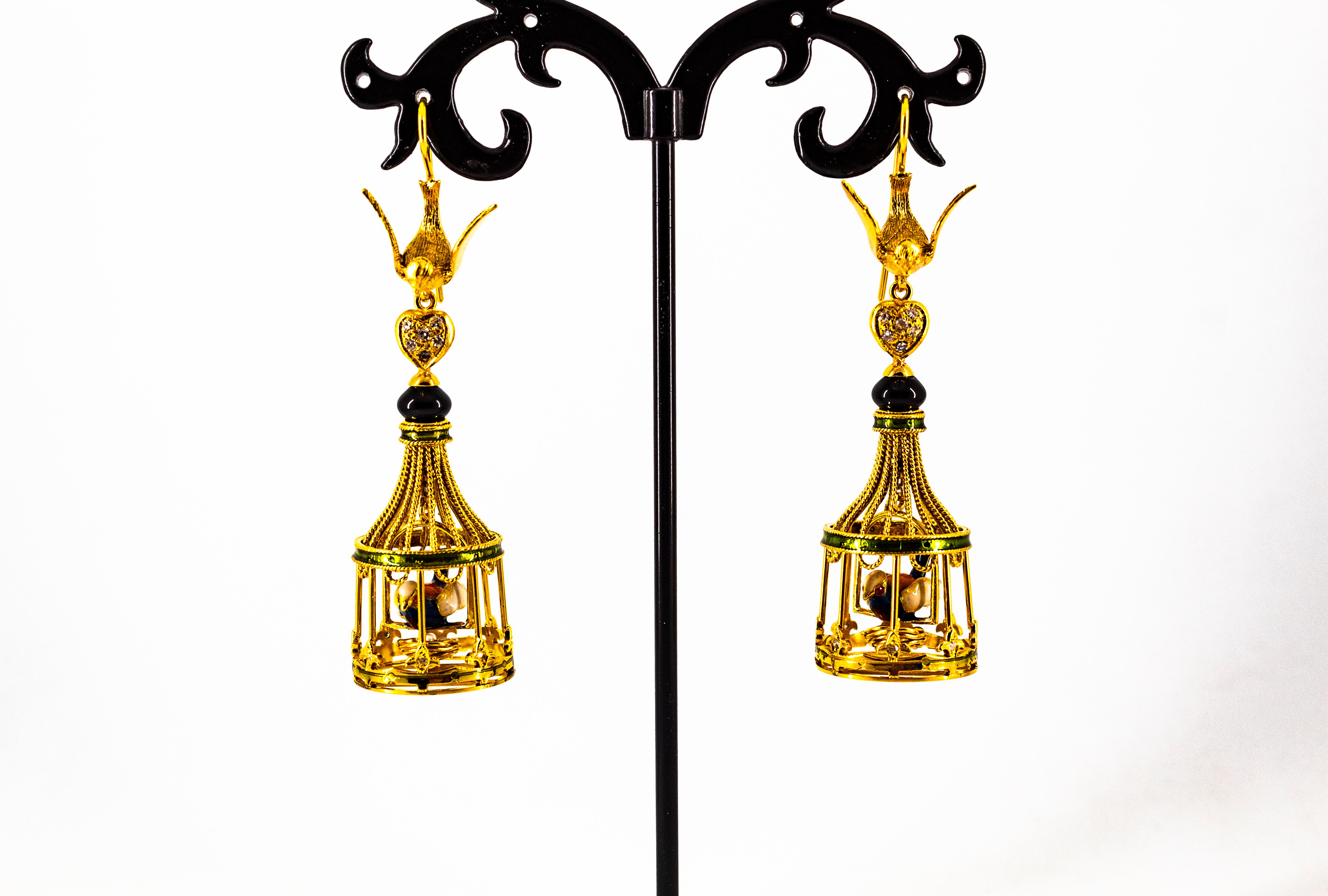 Art Nouveau Blanco Diamante Coral Perla Ónix Esmalte Oro Amarillo Pendientes Jaula en venta 3