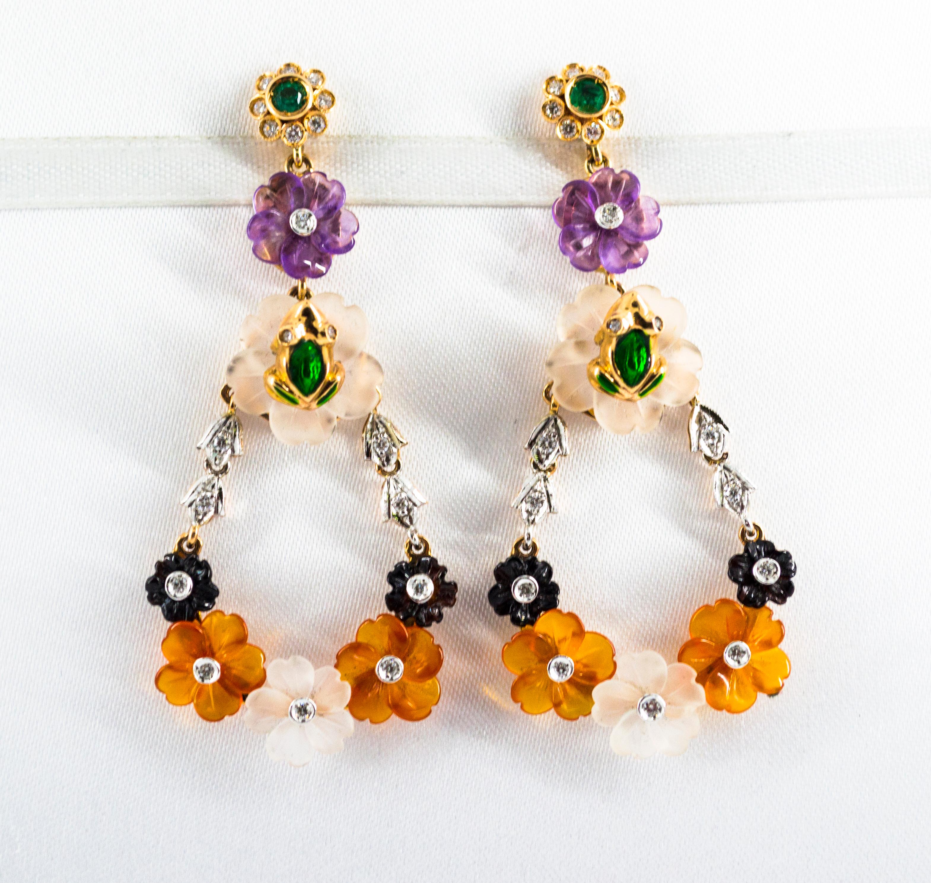 These Earrings are made of 14K Yellow Gold and White Gold.
These Earrings have 0.50 Carats of White Brilliant Cut Diamonds.
These Earrings have 0.20 Carats of Emeralds.
These Earrings have also Agate, Rock Crystal, Amethyst, Carnelian and