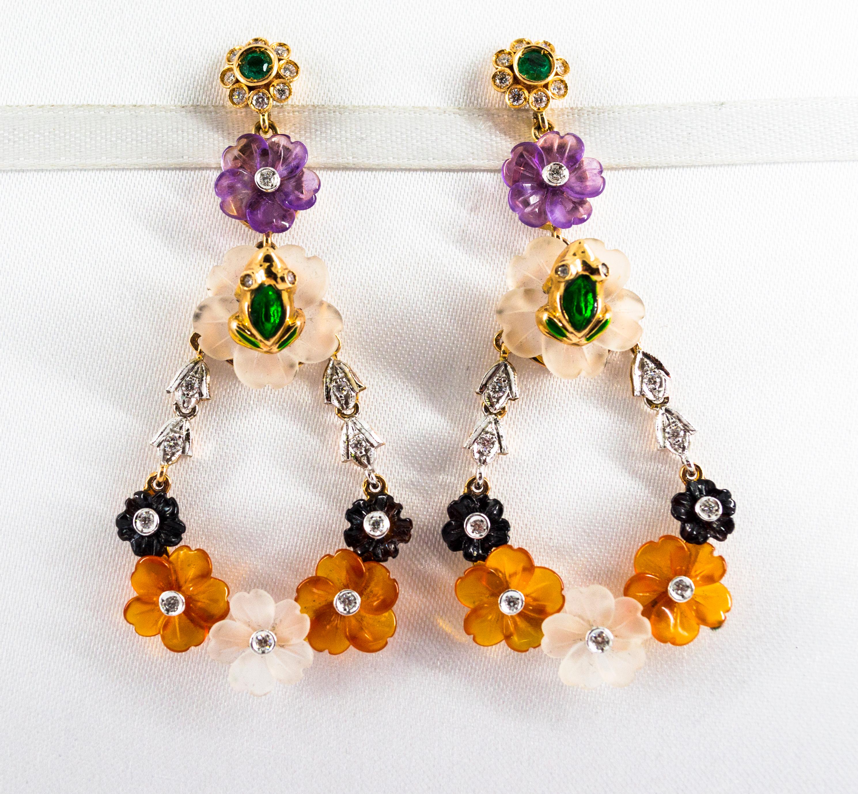 Orecchini Art Nouveau con diamante bianco, smeraldo, agata, ametista e fiori in oro giallo In condizioni Nuovo in vendita a Naples, IT