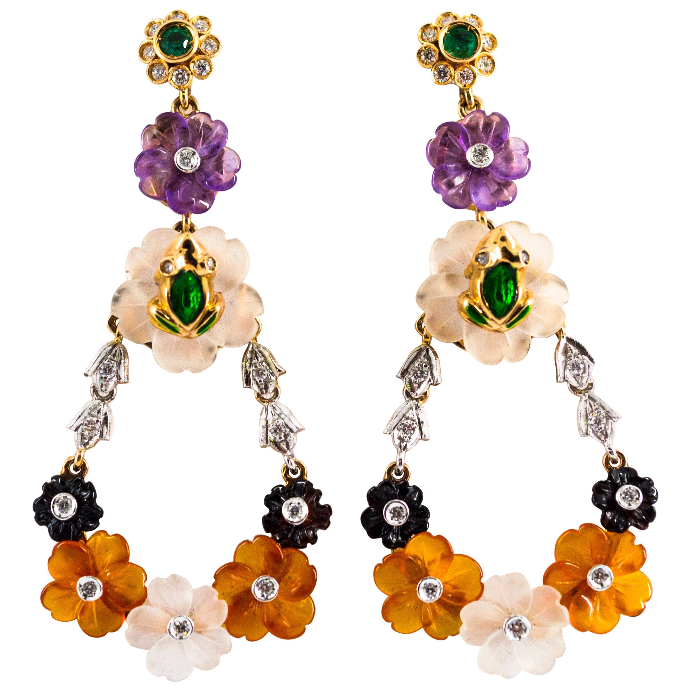 Orecchini Art Nouveau con diamante bianco, smeraldo, agata, ametista e fiori in oro giallo in vendita