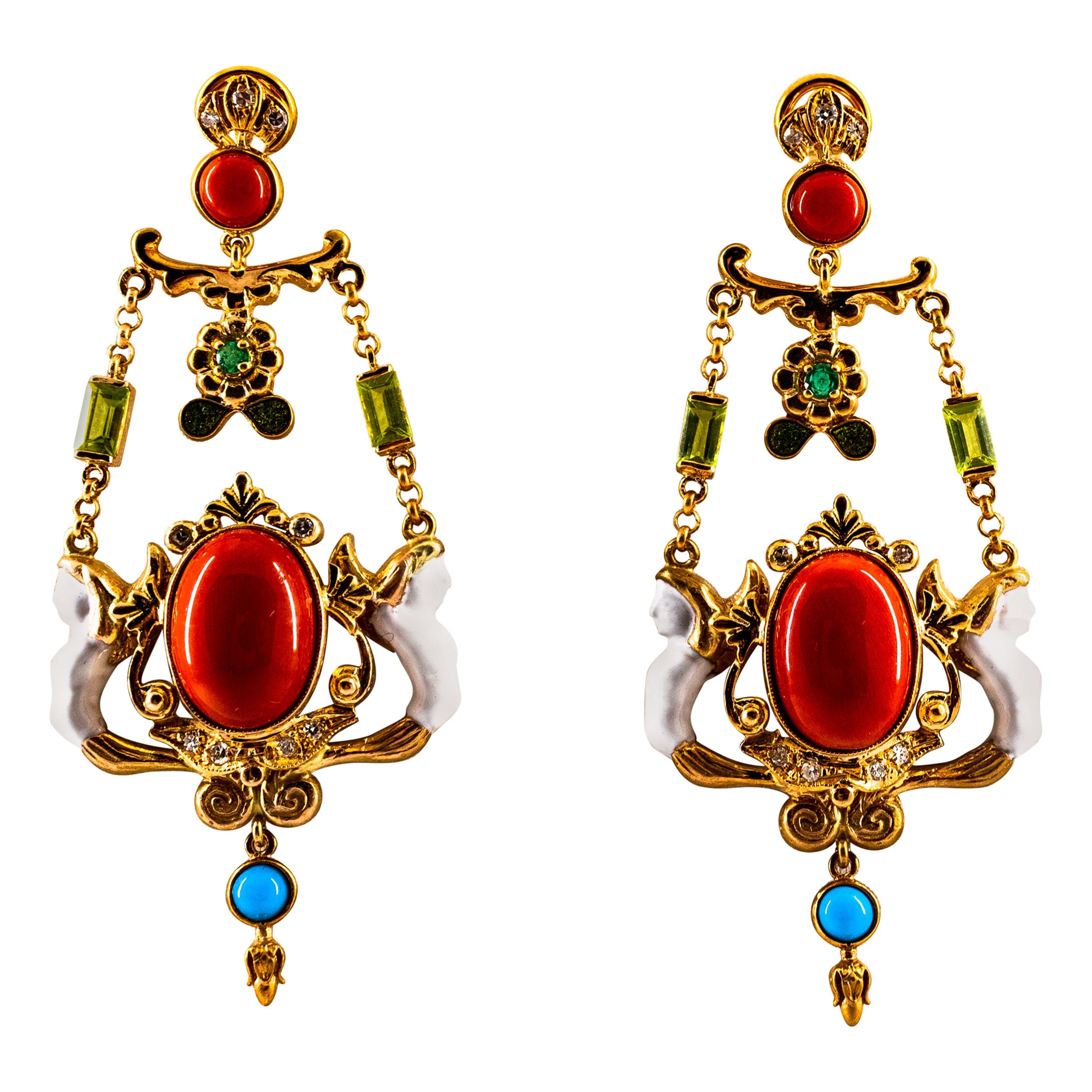 Art Nouveau Boucles d'oreilles à clip en or jaune diamant blanc émeraude corail turquoise
