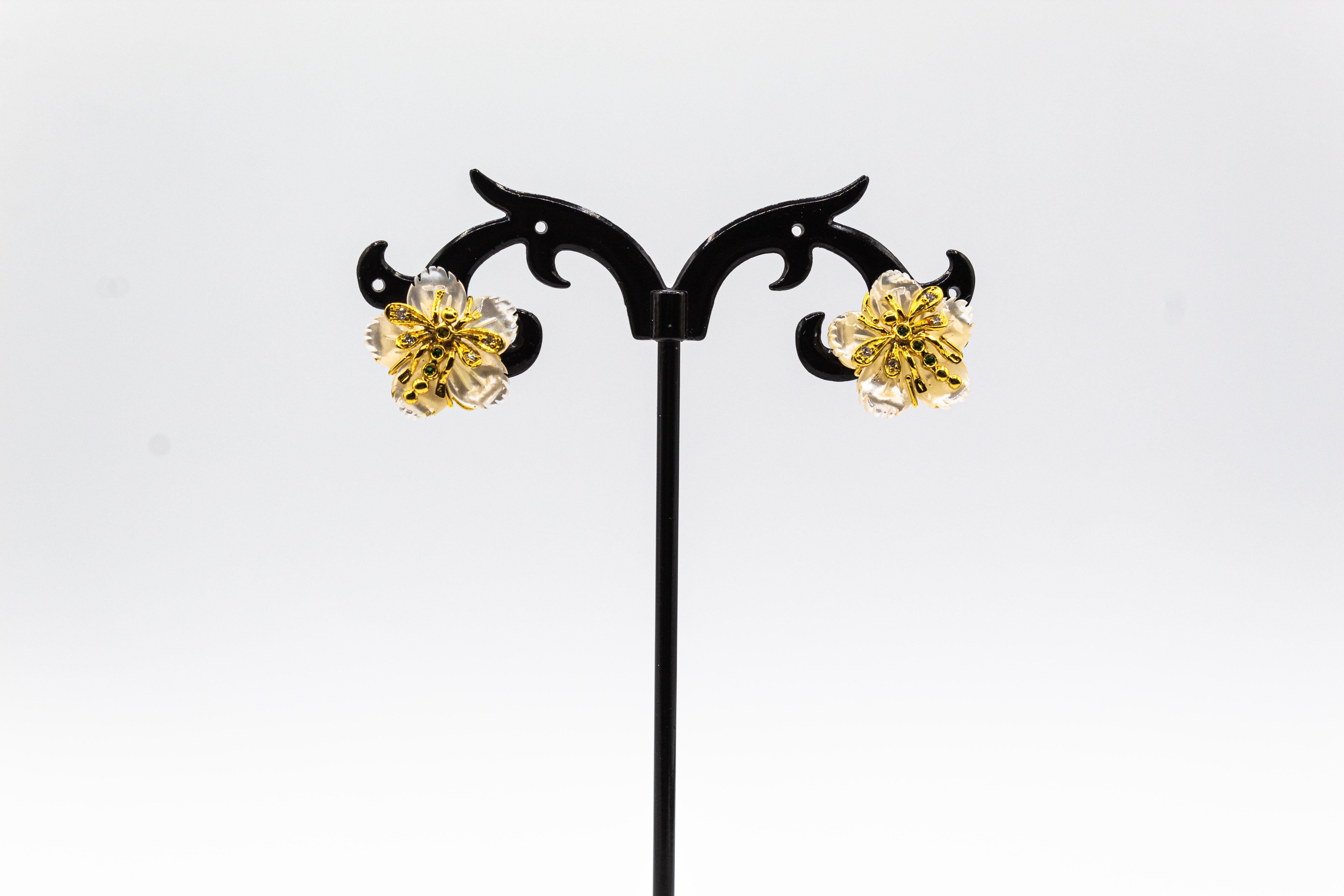 For any problems related to some materials contained in the items that do not allow shipping, please contact the seller with a private message to solve the problem.
We can ship every piece of our 1stdibs catalog worldwide.

This pair of Earrings is