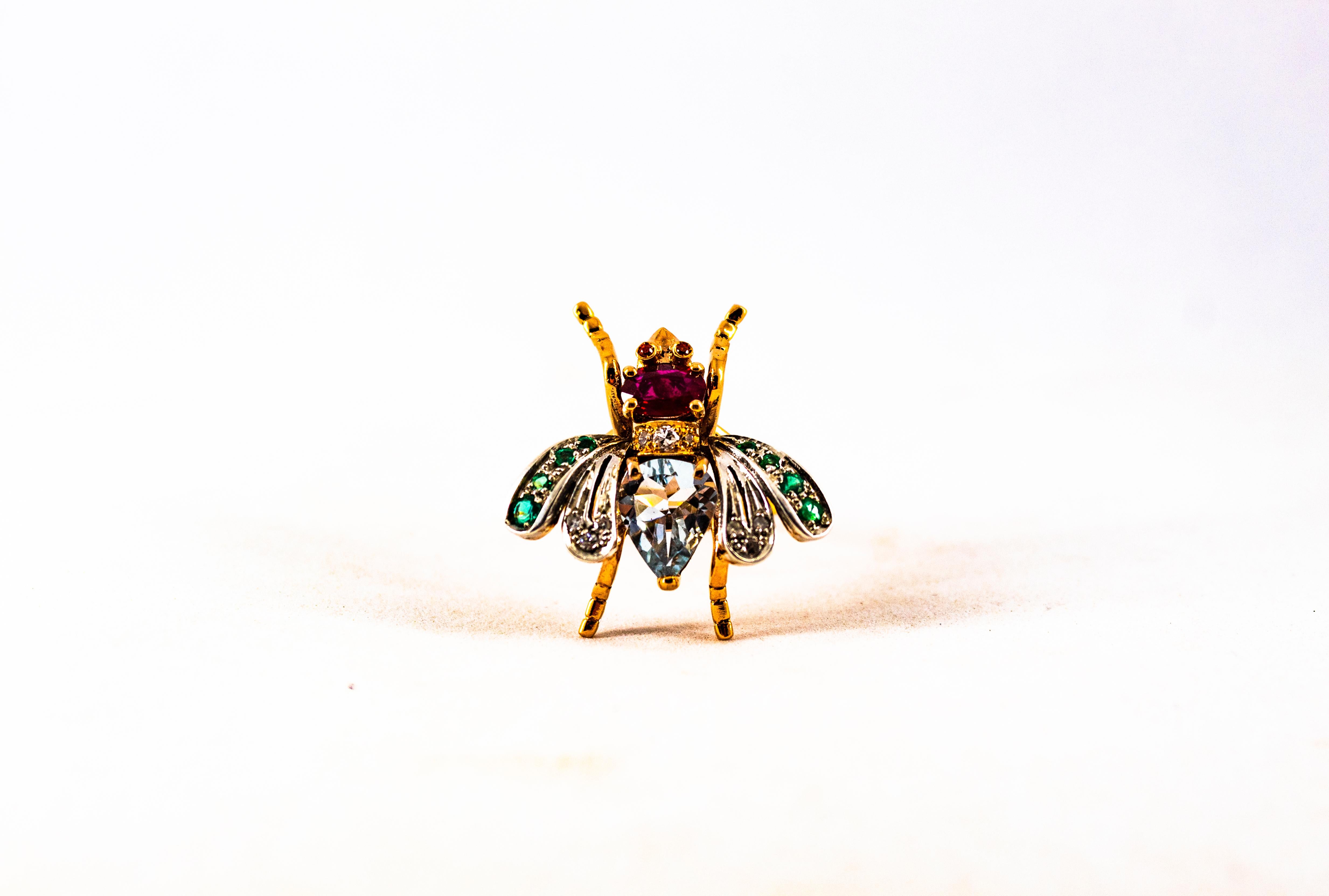 Bague cocktail Art Nouveau en or jaune avec diamant blanc, émeraude, rubis et aigue-marine en vente 2