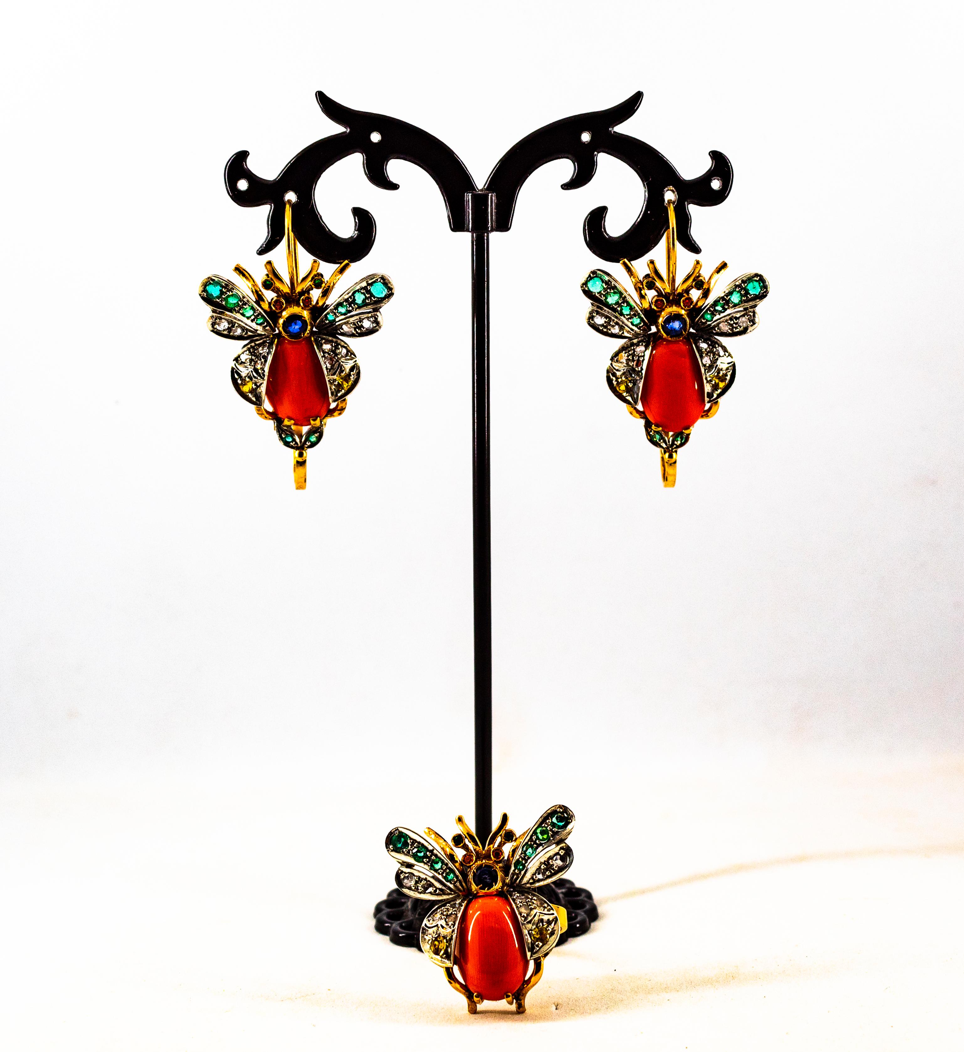 Orecchini a leva in oro giallo Art Nouveau con diamante bianco, smeraldo, zaffiro e corallo in vendita 6