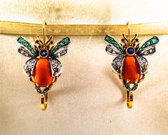 Jugendstil Weißer Diamant Smaragd Saphir Koralle Gelbgold Ohrringe mit Hebelverschluss