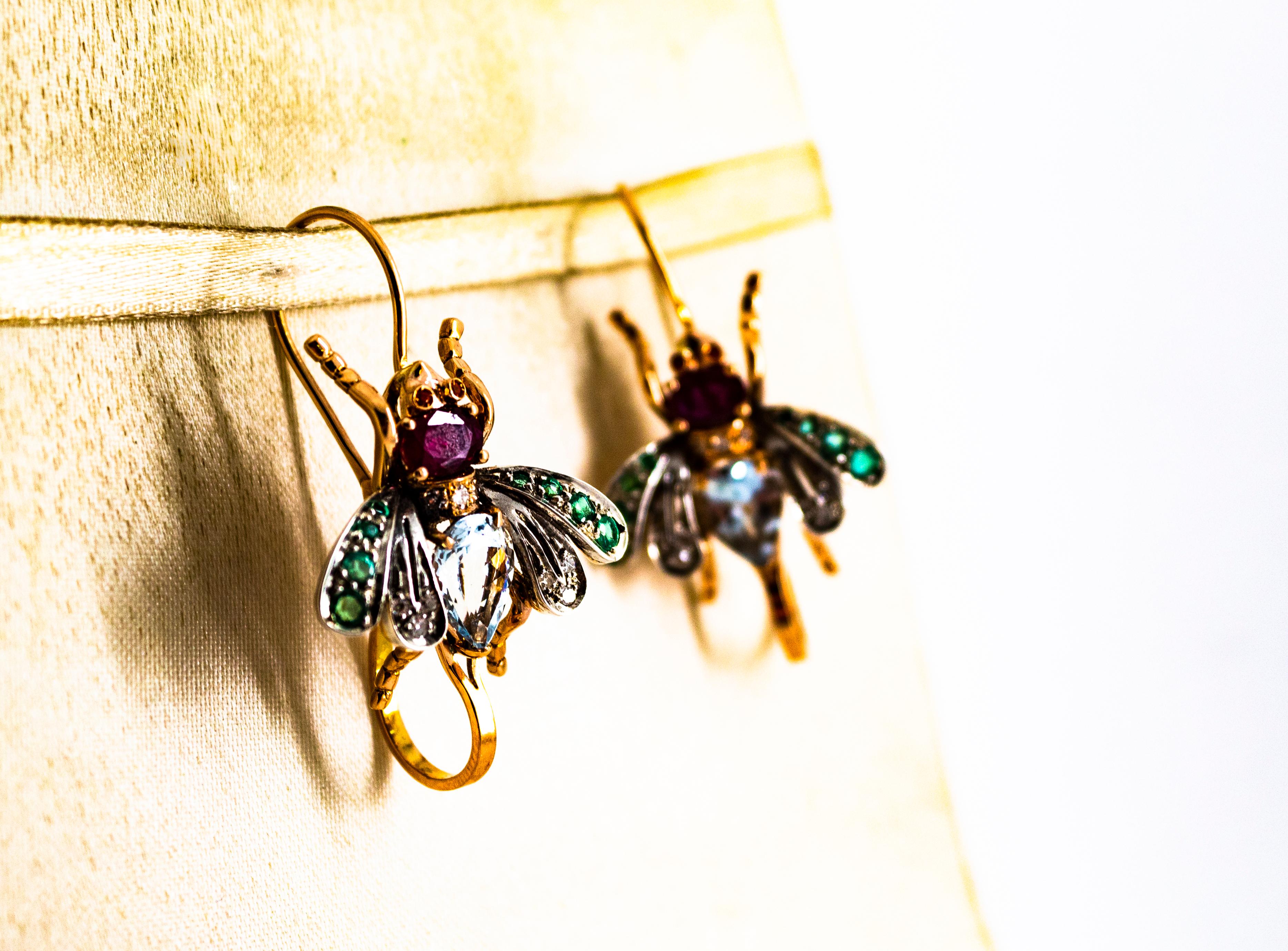 Art nouveau Boucles d'oreilles en goutte Art Nouveau en or jaune avec diamants blancs, rubis, émeraudes et aigue-marines en vente
