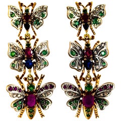 Boucles d'oreilles papillons Art Nouveau en or jaune avec diamant blanc, rubis, émeraude et saphir