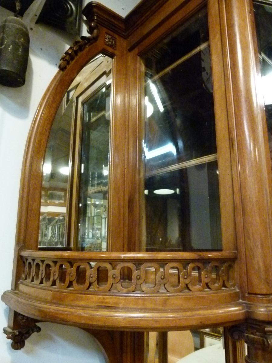Art Nouveau Oak Wood Spanish Cabinet In Good Condition In Vulpellac, Girona