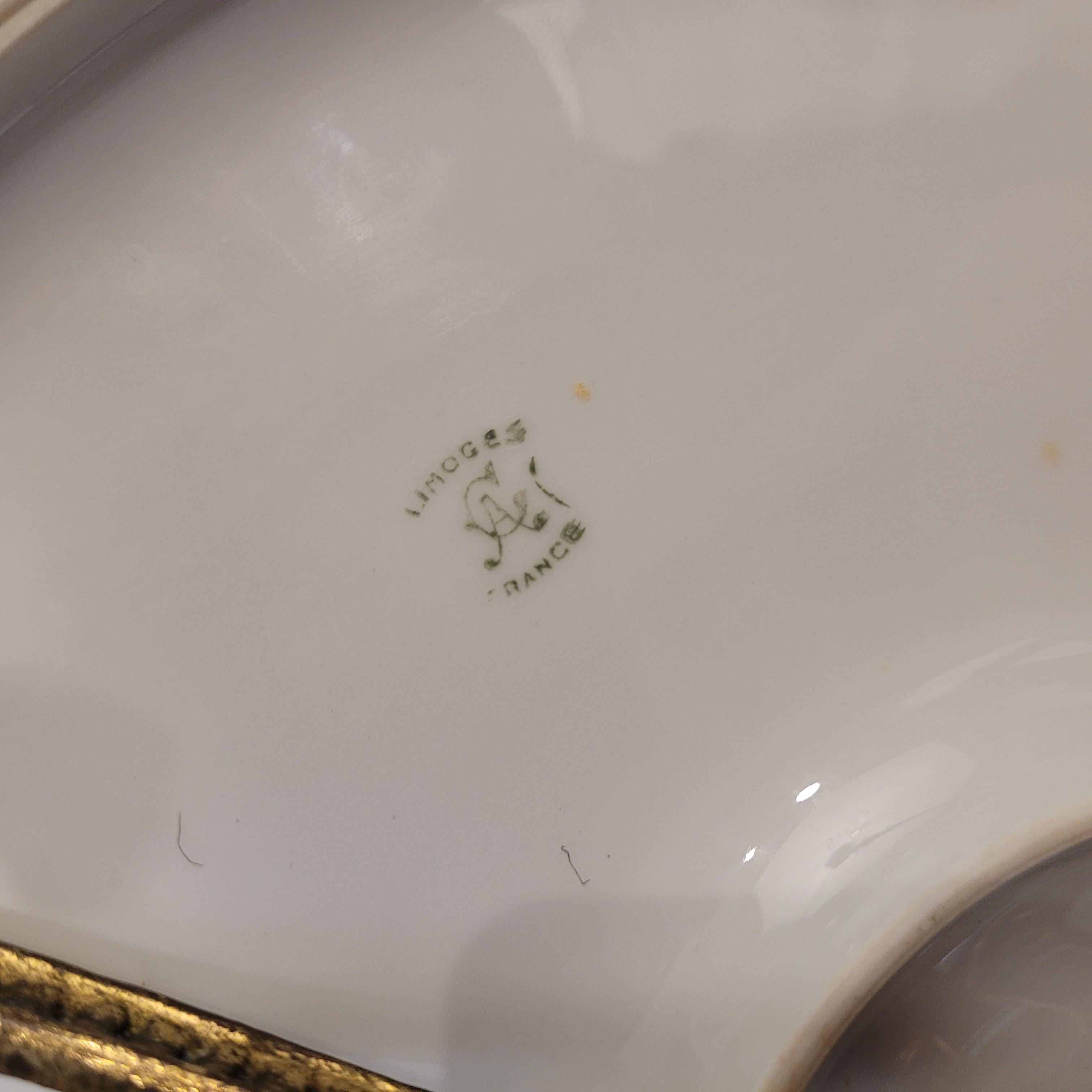 Tortenplatte aus weißem Porzellan im Jugendstil aus Limoges, Frankreich im Angebot 8