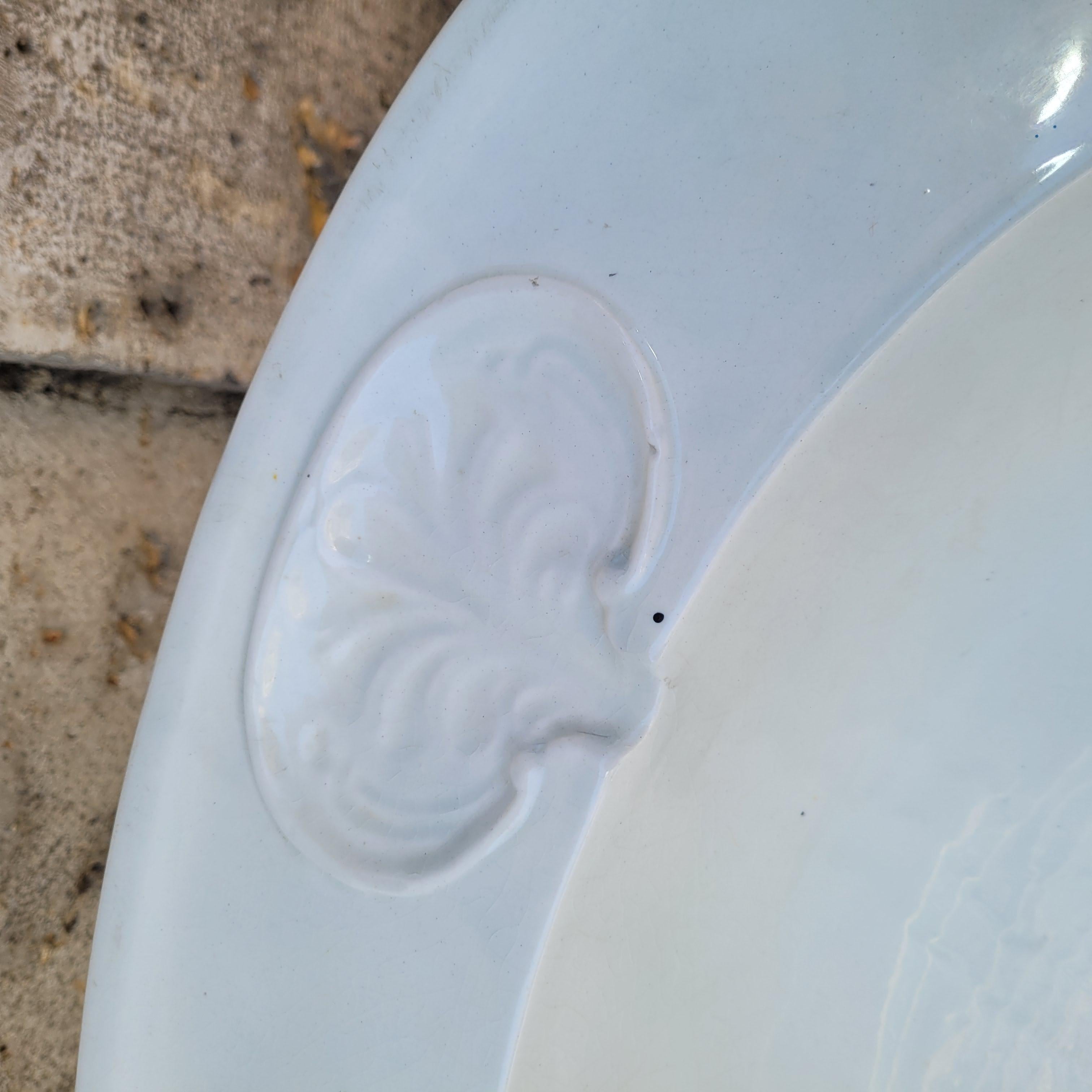 Jugendstil Waschbecken aus weißem Porzellan mit Pilaster Frankreich im Angebot 3