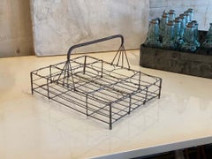 Porte-bouteilles en fil mtallique Art Nouveau de France, dbut du XXe sicle