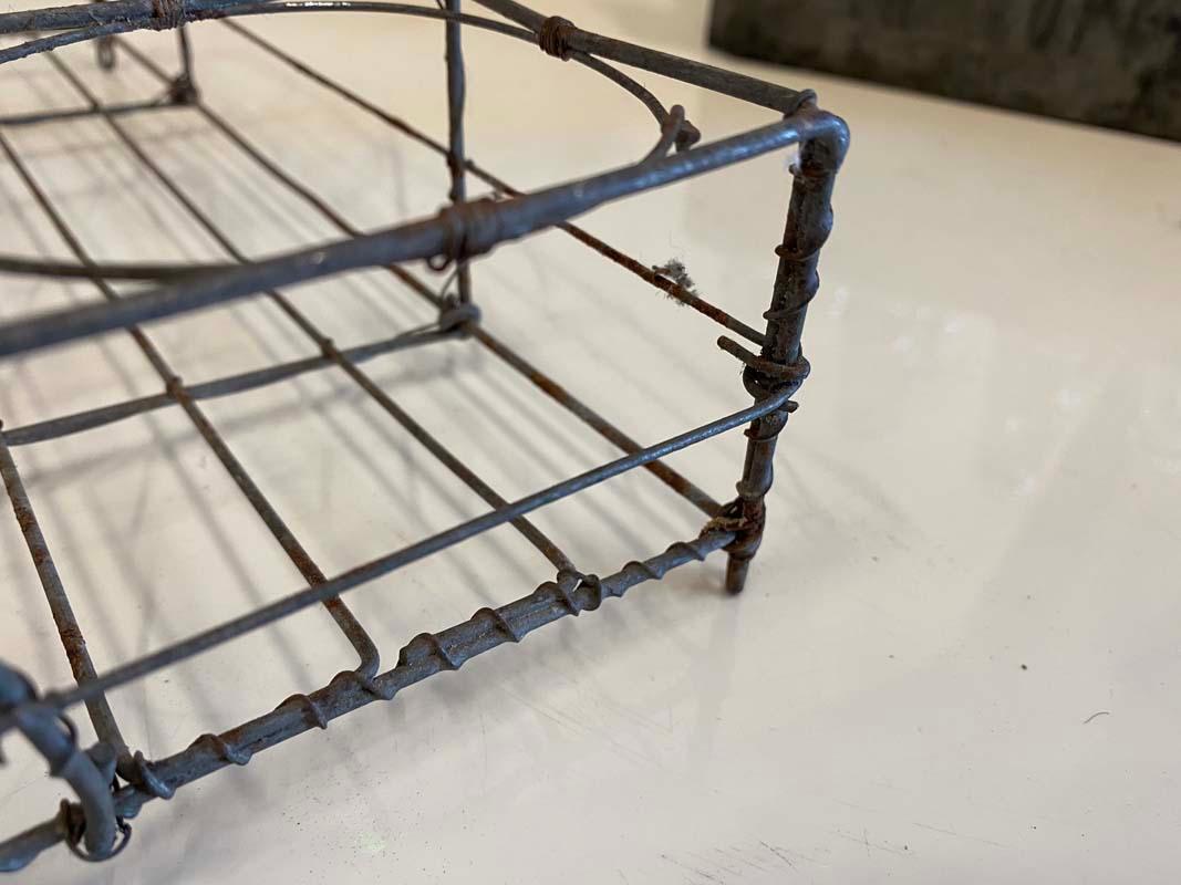 Art Nouveau Wire Bottle Rack from France, Early 20th Century For Sale 3