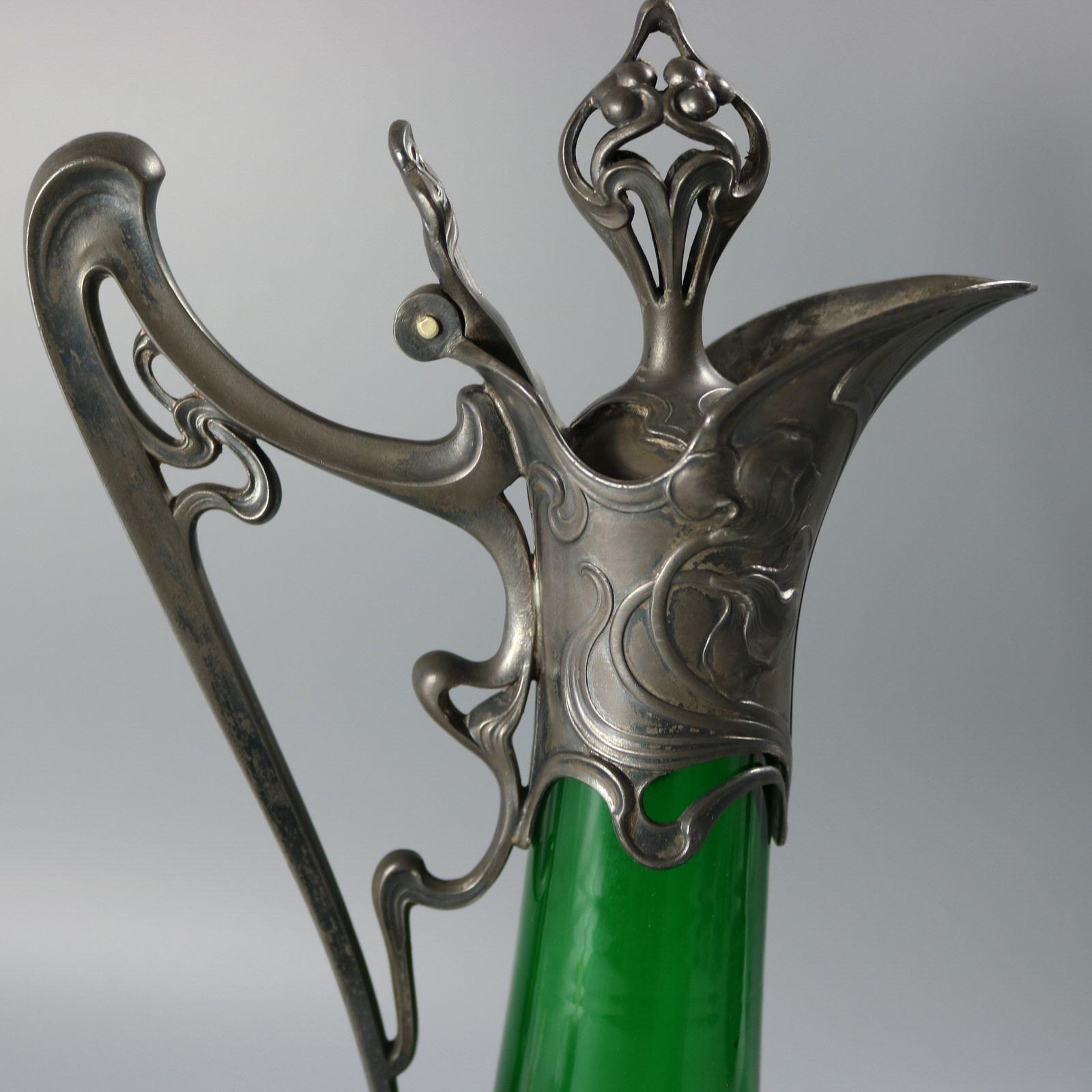 Jarra Art Nouveau WMF Claret con revestimiento de vidrio verde en venta 6