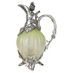 Art Nouveau WMF Jarra de clarete de vidrio verde con motivo de frambuesa plateado