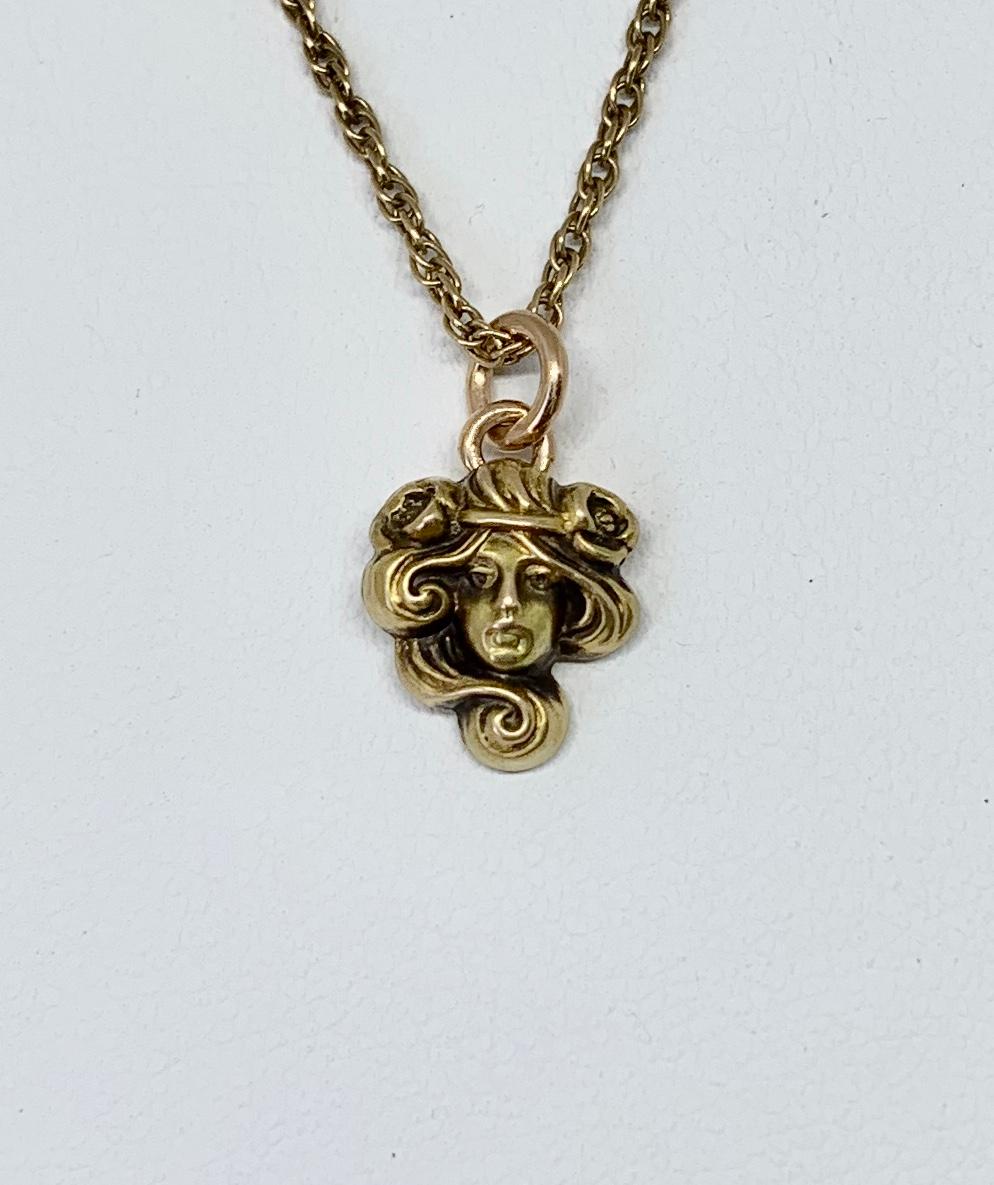 Art Nouveau Woman Goddess Flower Pendant Necklace by Link & Angell 14 Karat Gold For Sale 1
