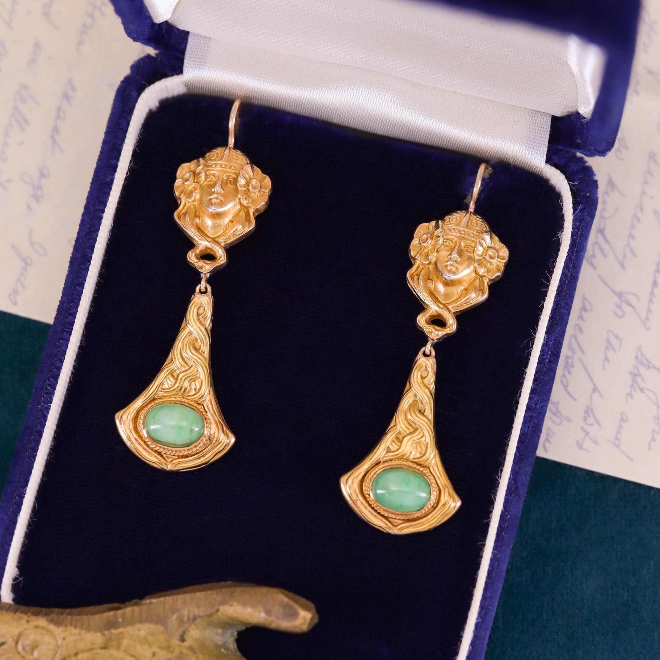 Art Nouveau Women Earrings of 14k Gold For Sale 1