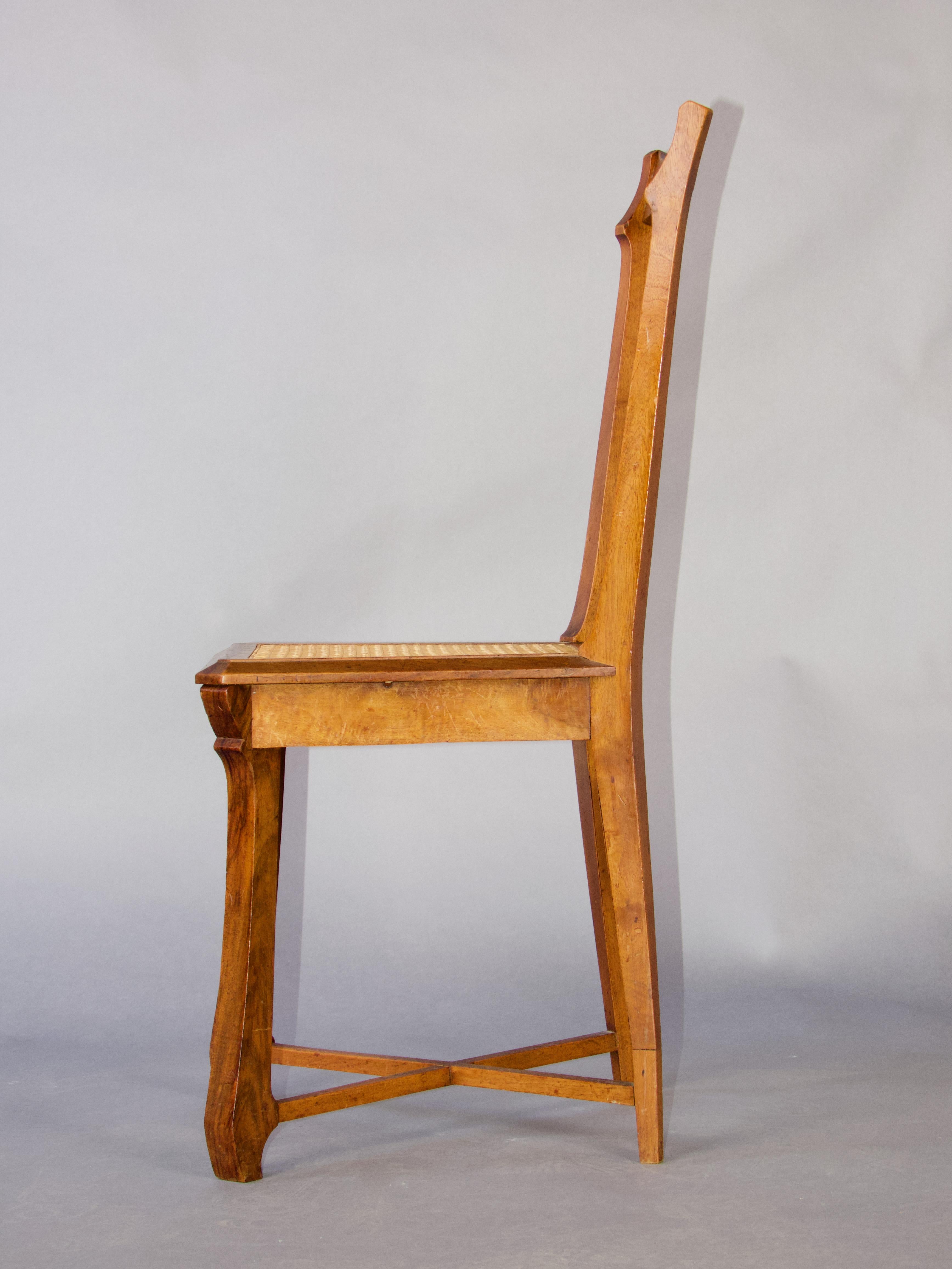 Sedia in legno e rattan in stile Art Nouveau in vendita 4