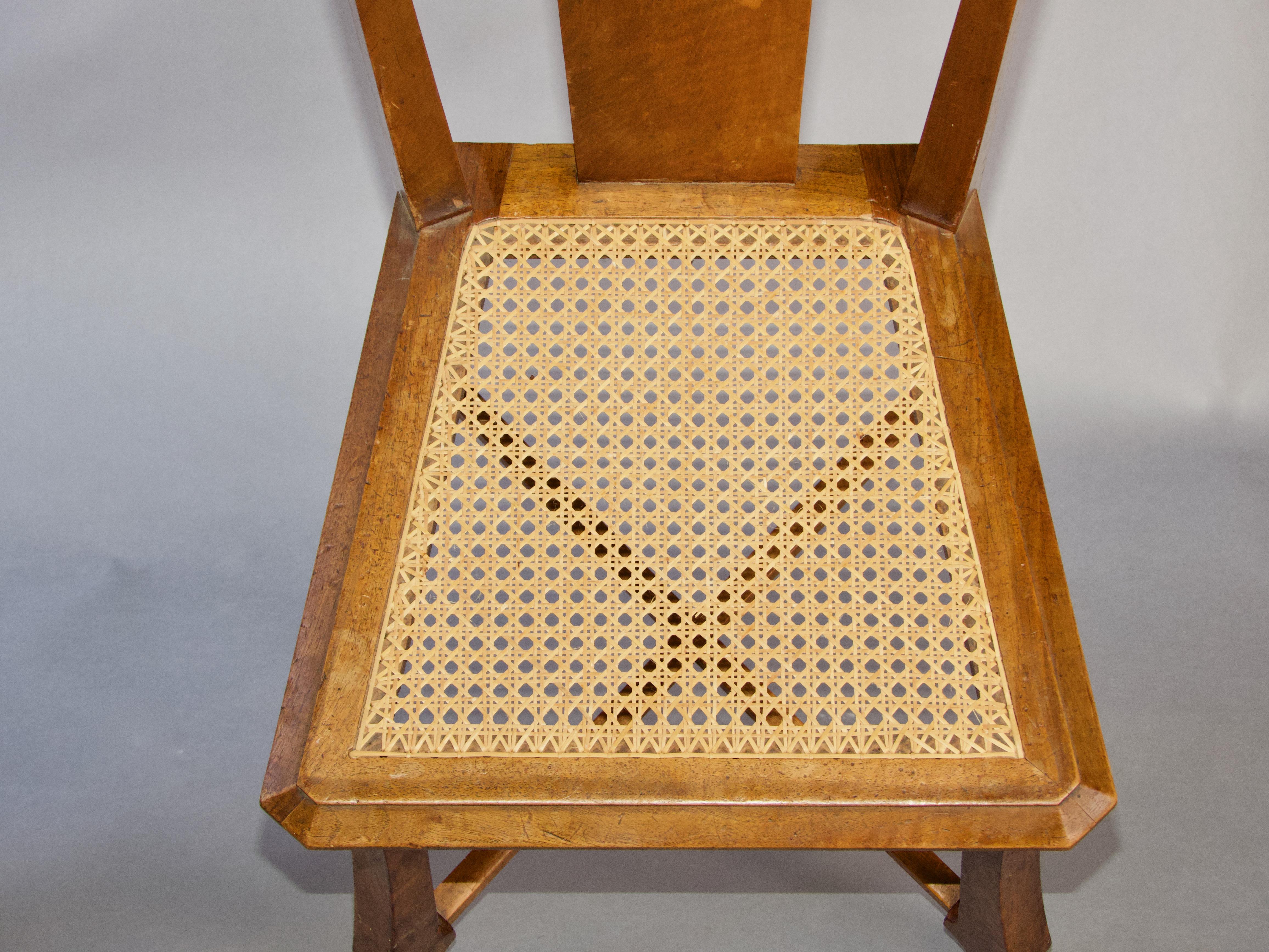 Sedia in legno e rattan in stile Art Nouveau in vendita 1
