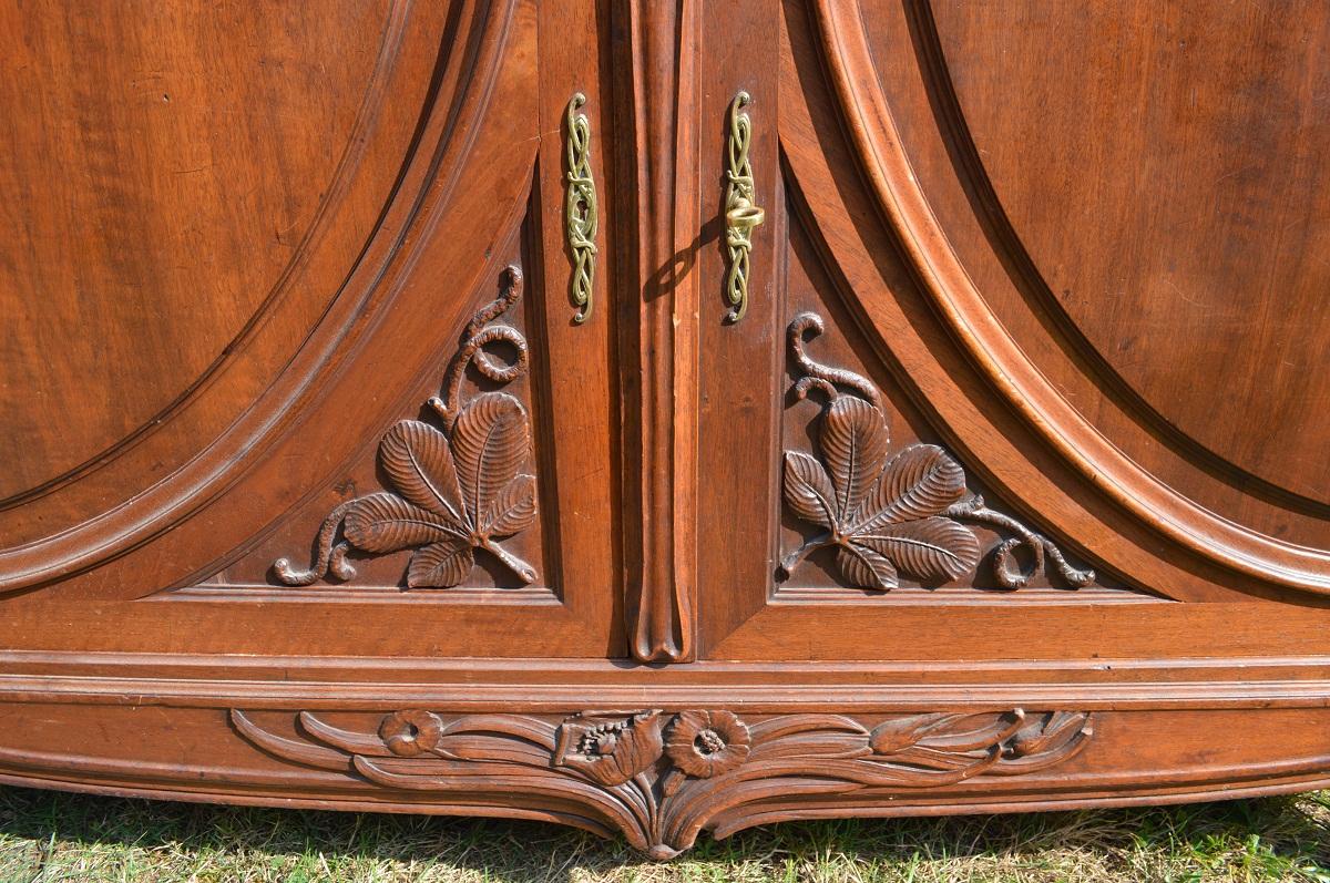 Art Nouveau Wood Carved French Buffet, 1900s 6