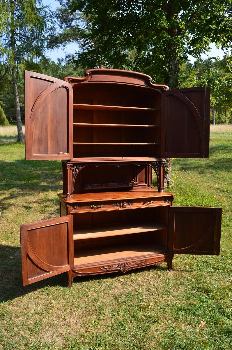 Art Nouveau Wood Carved French Buffet, 1900s 7