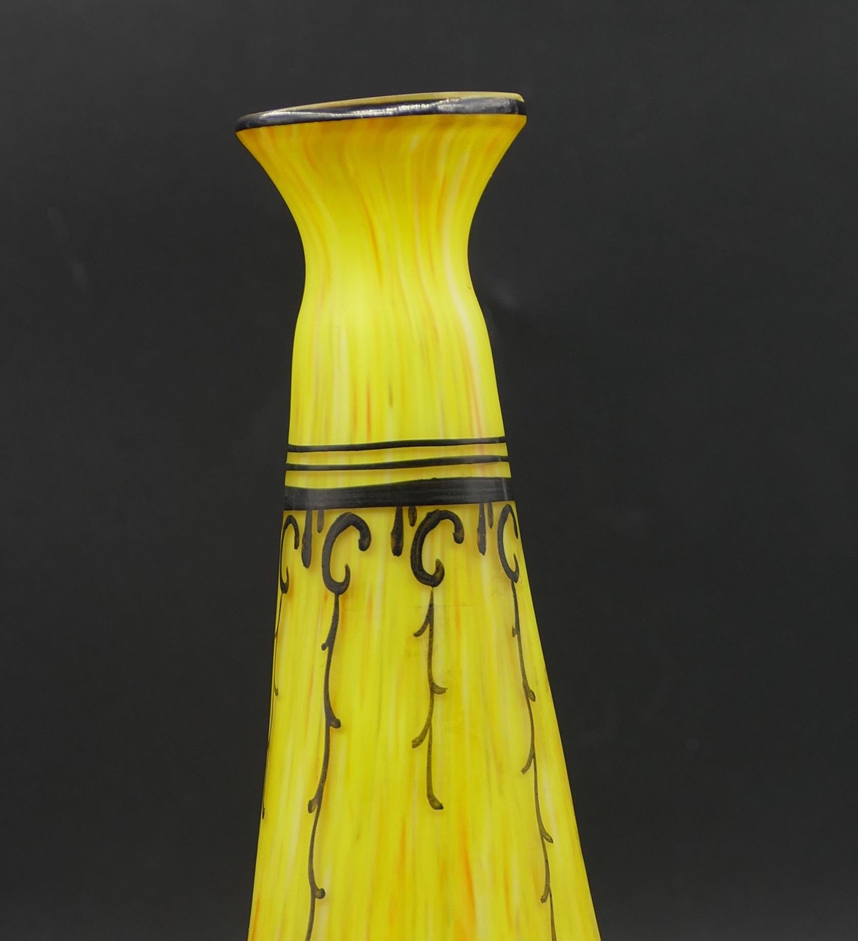 French Art Nouveau Yellow Glass Vase by Legras-Saint Denis, France Early 20th Century