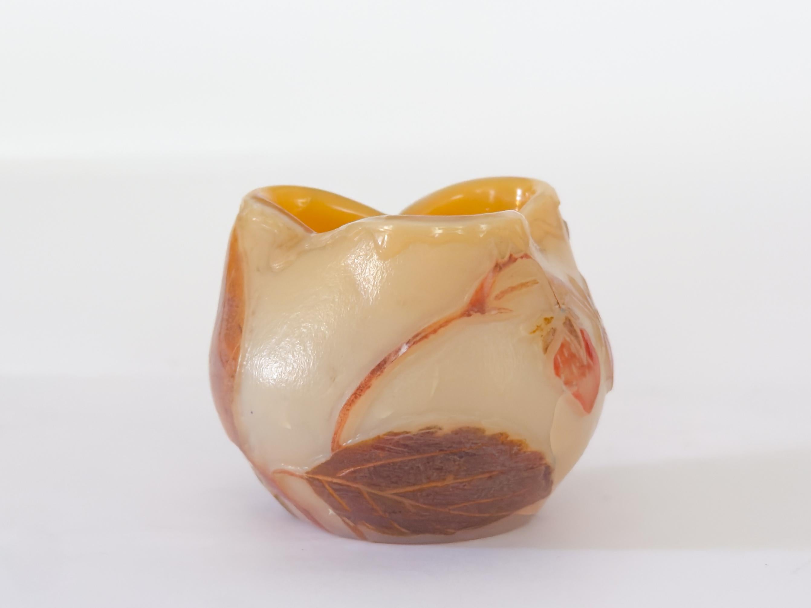 Art Nouveau Yellow Glass Vase With Fruit, Legras, 1900s In Fair Condition For Sale In Lisbon, PT