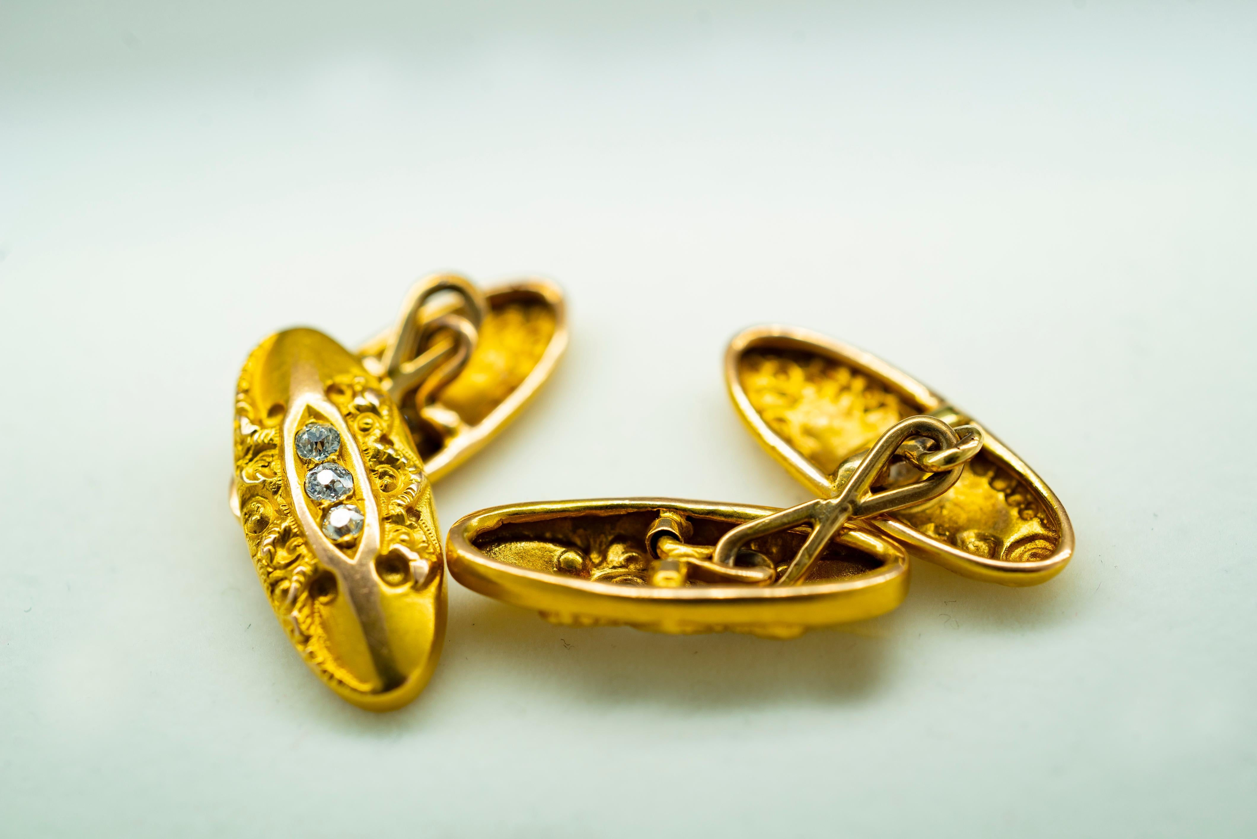 Art Nouveau Yellow Gold and Old Cut Diamond Cufflinks In Good Condition For Sale In London, London